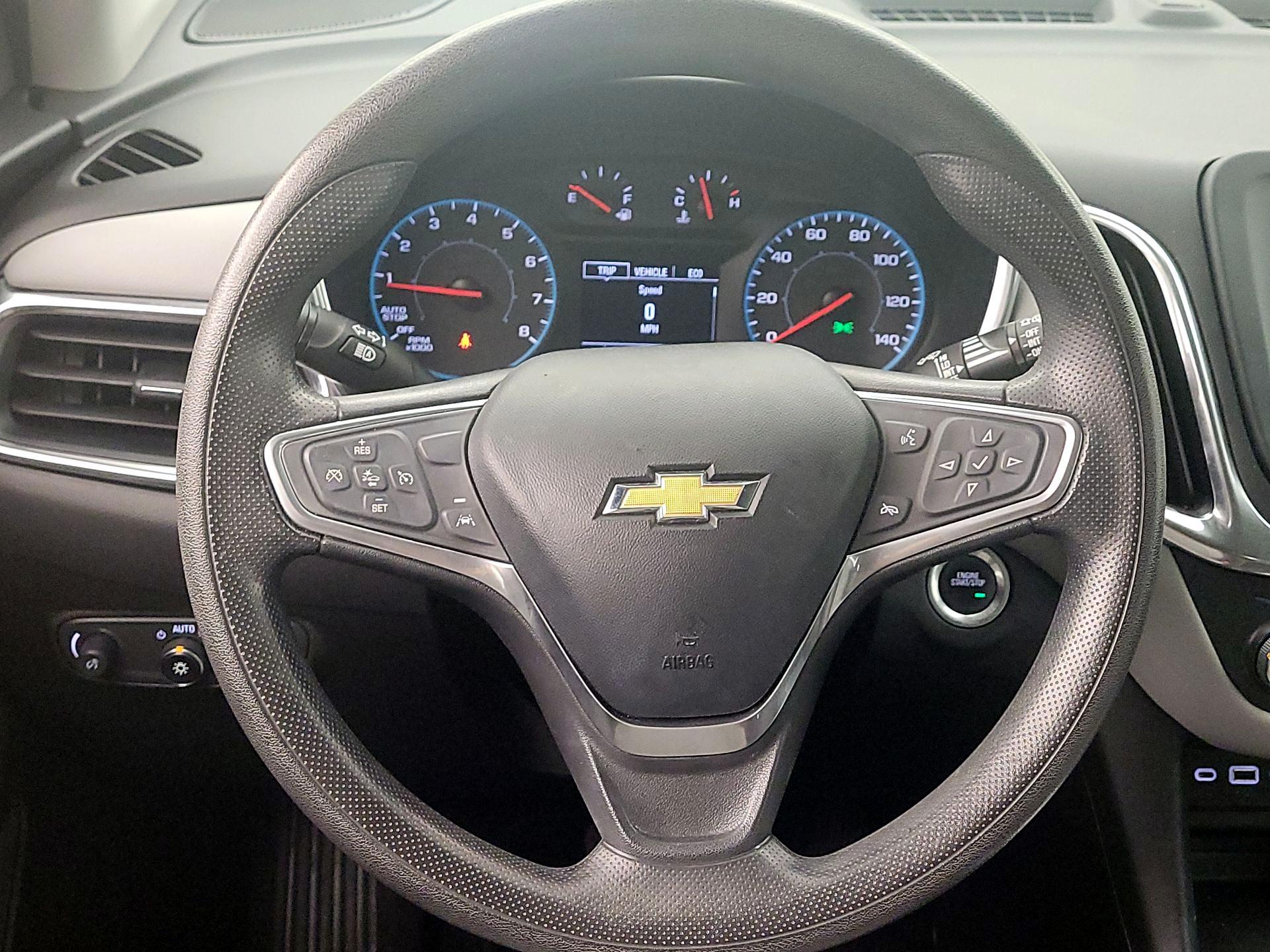 Thumbnail: 2022 Chevrolet Equinox - 10