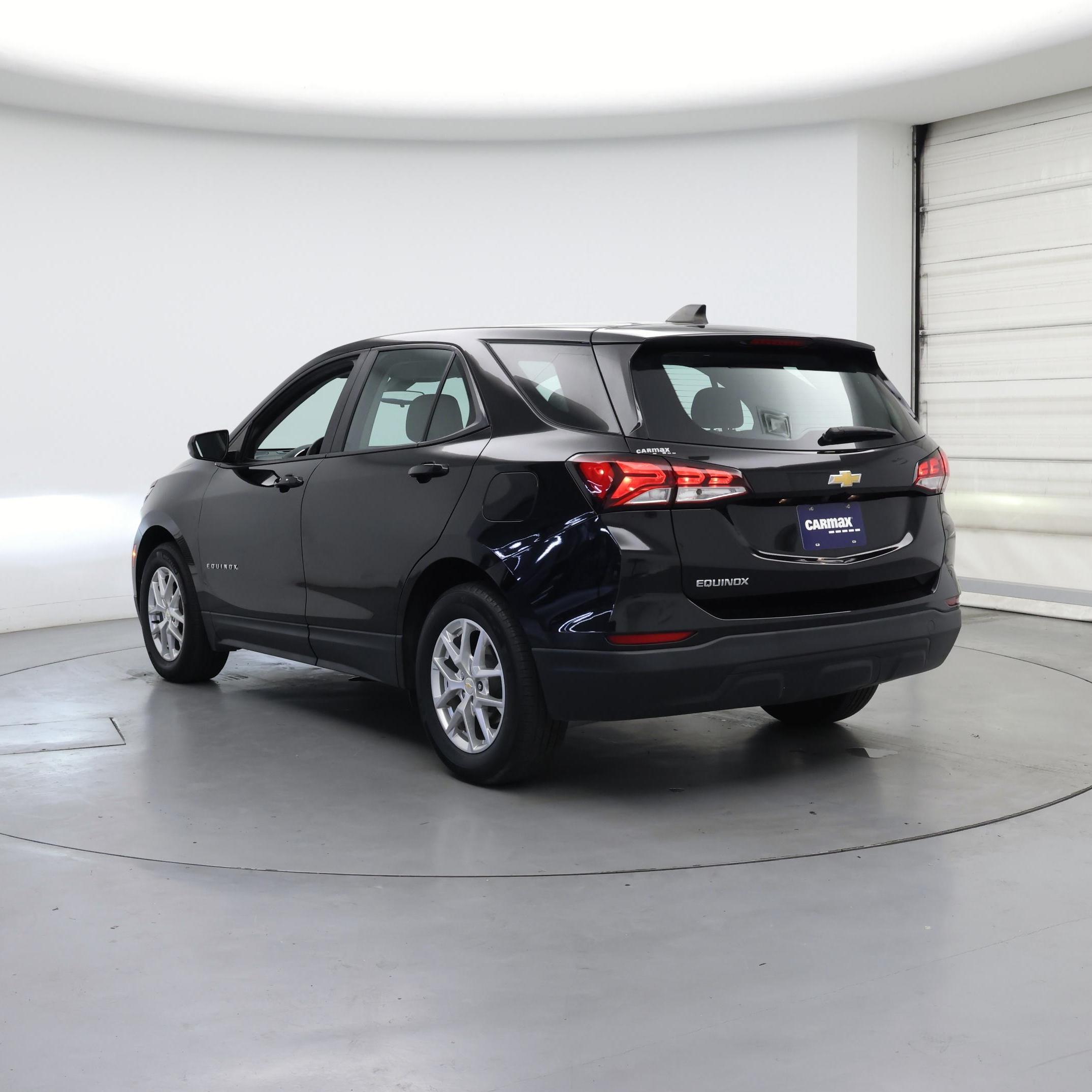 Thumbnail: 2022 Chevrolet Equinox - 2