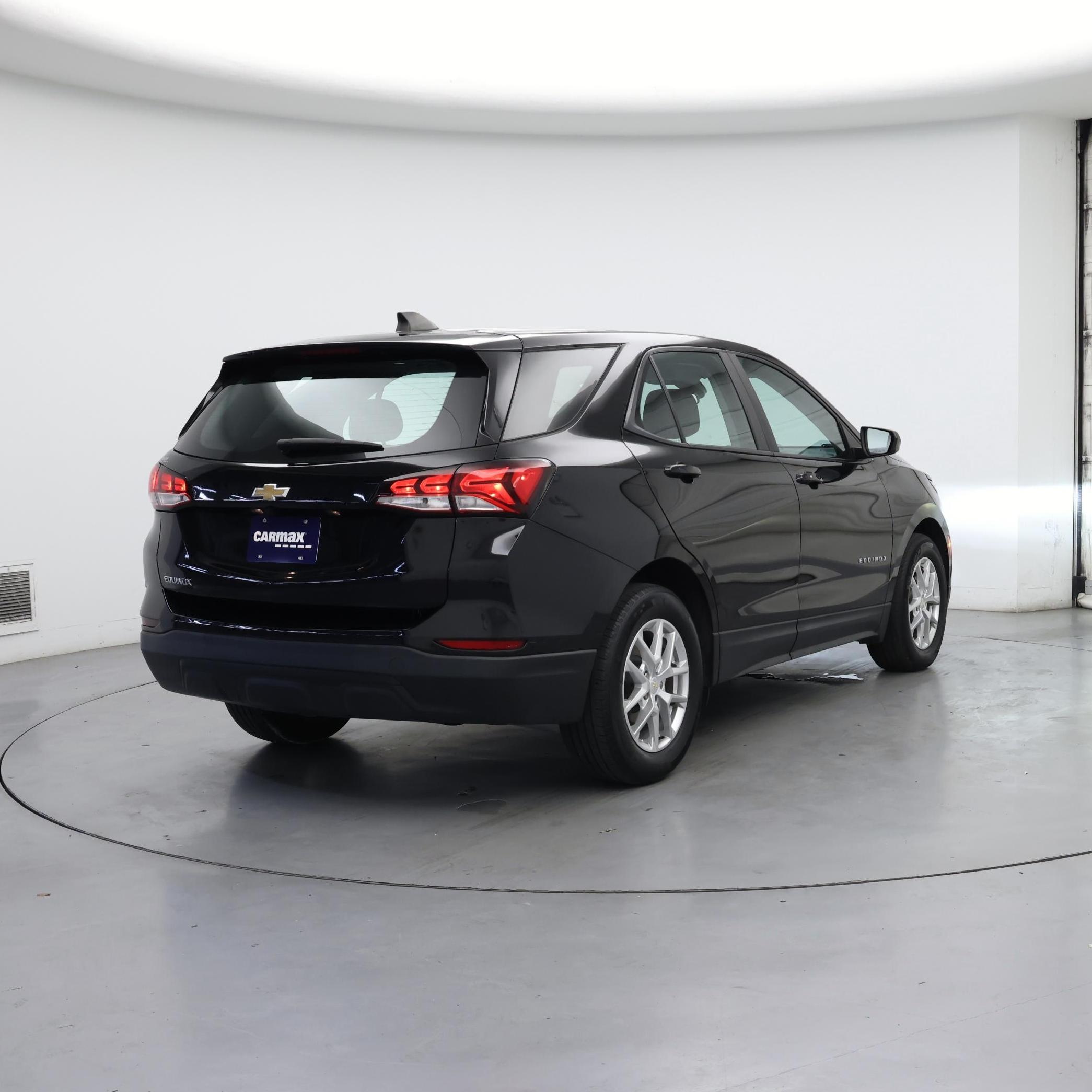 Thumbnail: 2022 Chevrolet Equinox - 8
