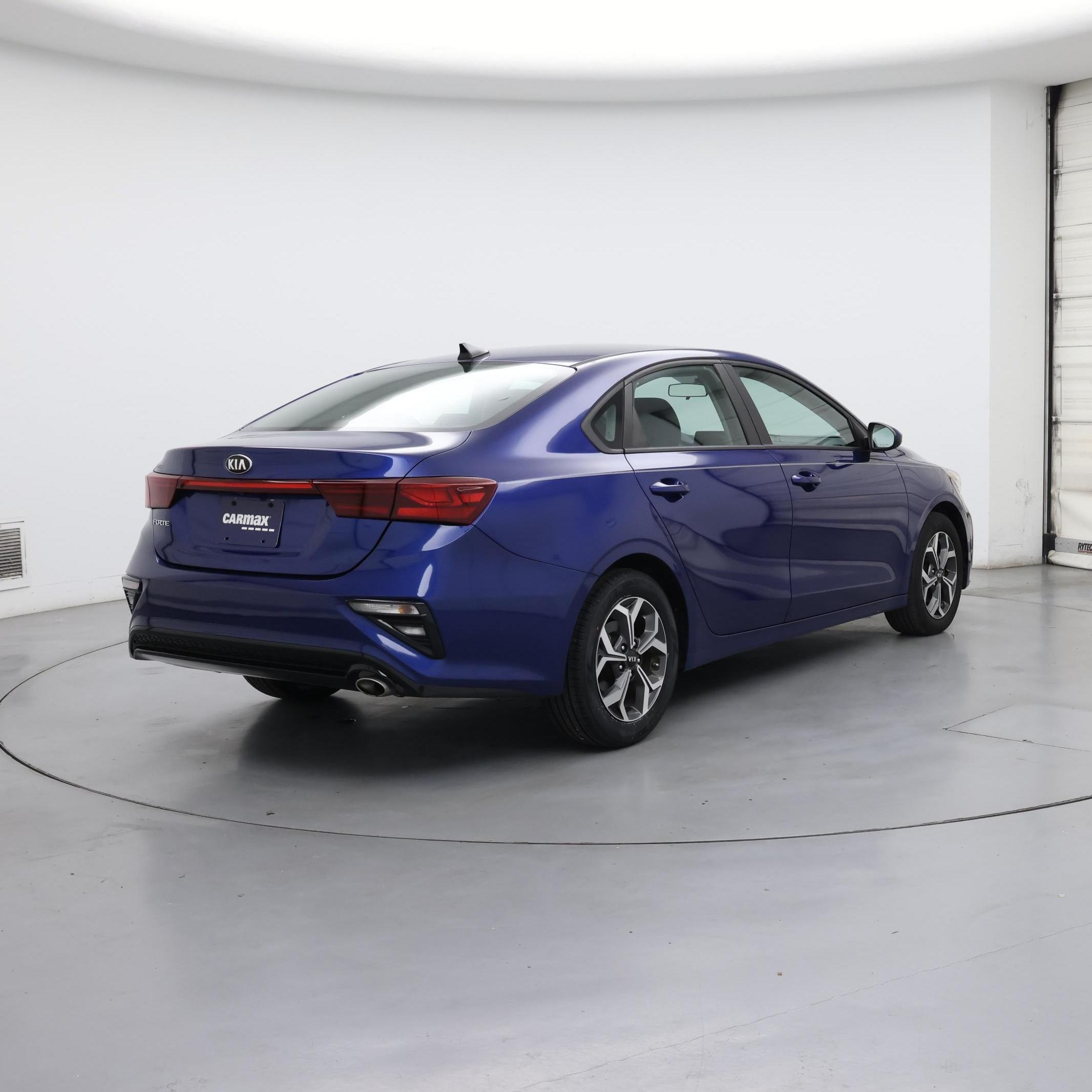 Thumbnail: 2021 Kia Forte - 8