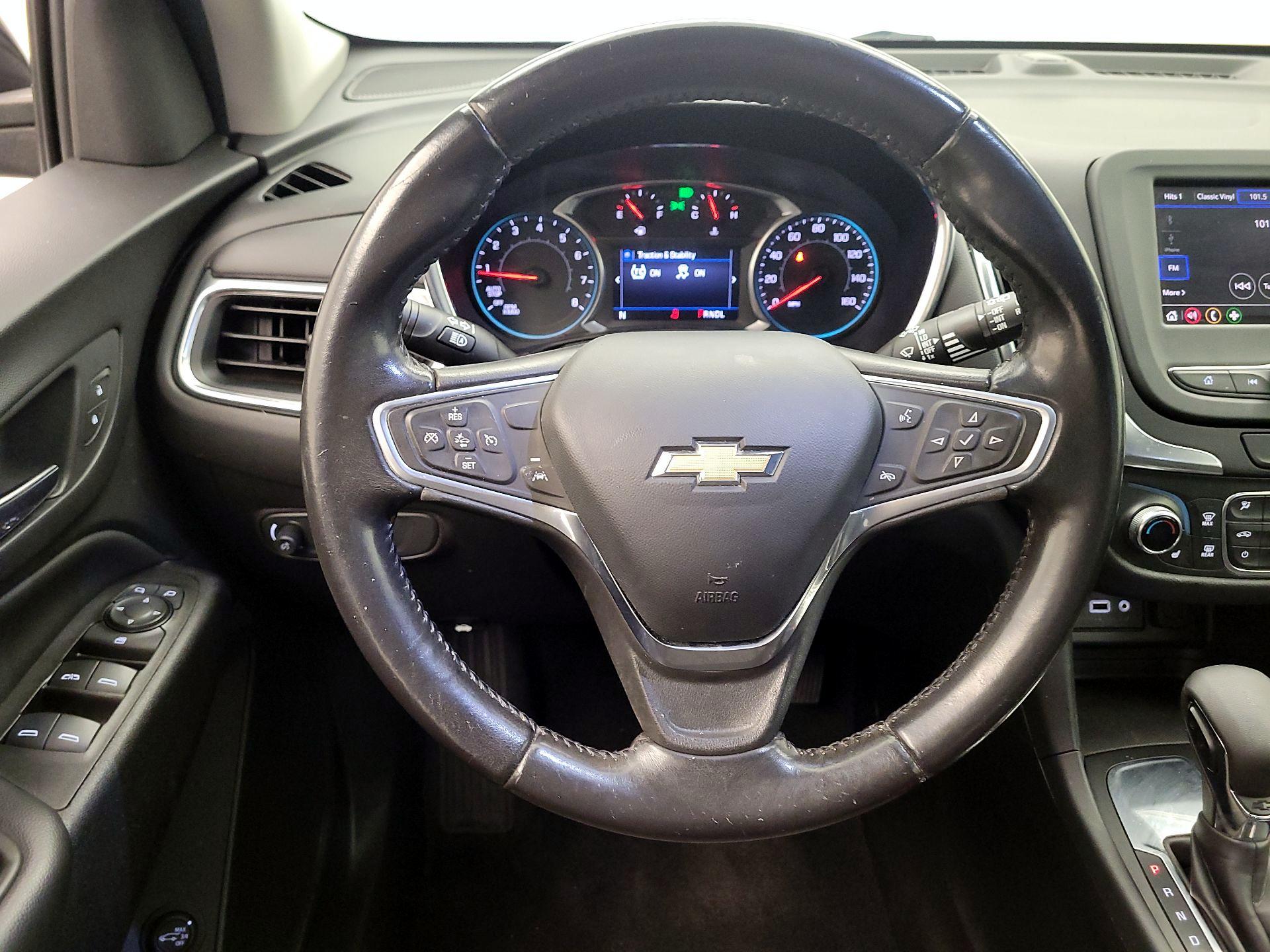 Thumbnail: 2022 Chevrolet Equinox - 10
