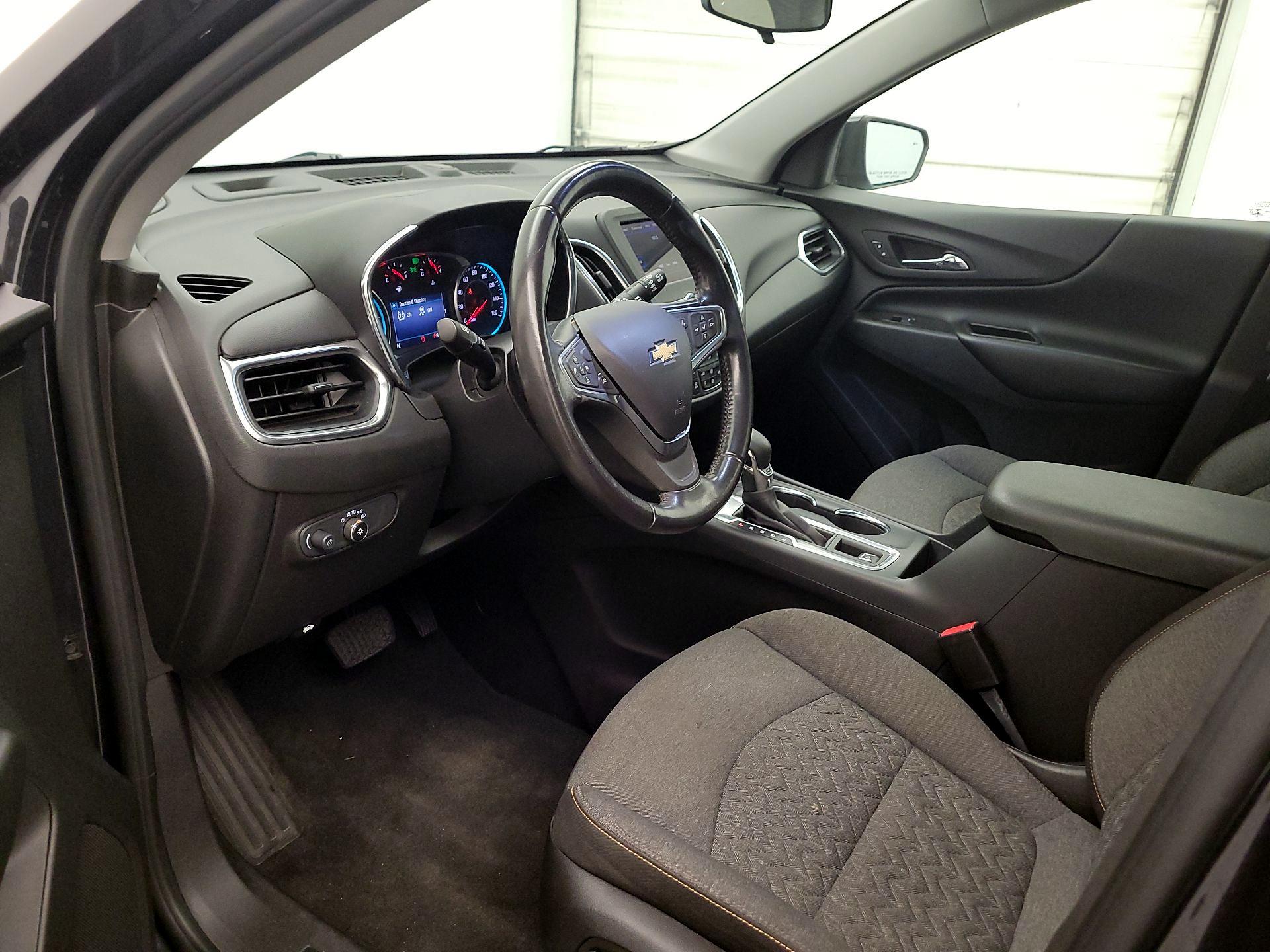 Thumbnail: 2022 Chevrolet Equinox - 11