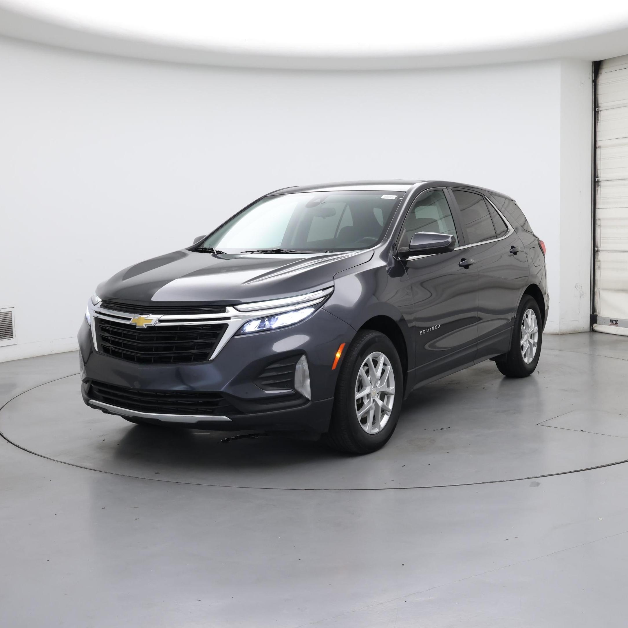 Thumbnail: 2022 Chevrolet Equinox - 4