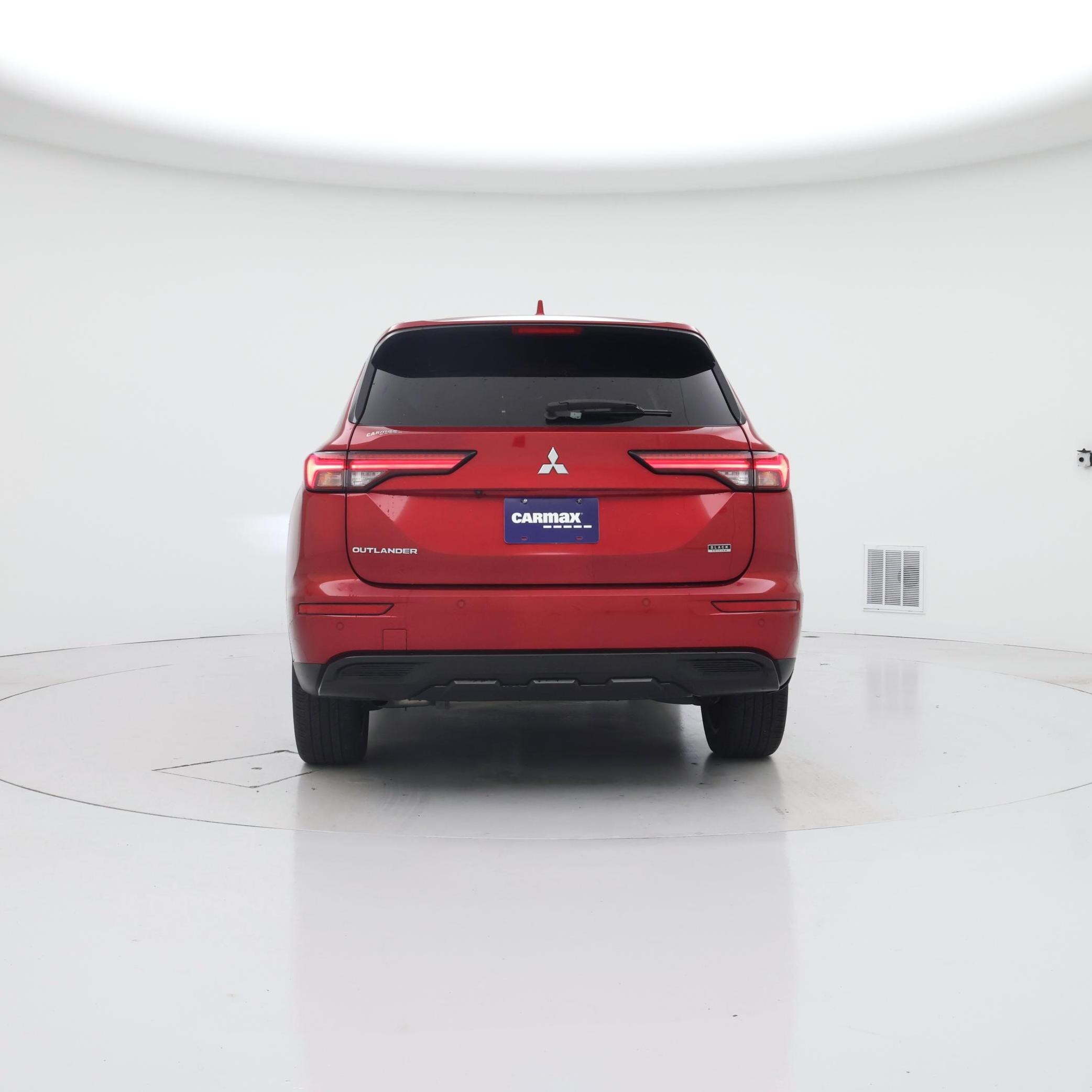 Thumbnail: 2022 Mitsubishi Outlander - 6