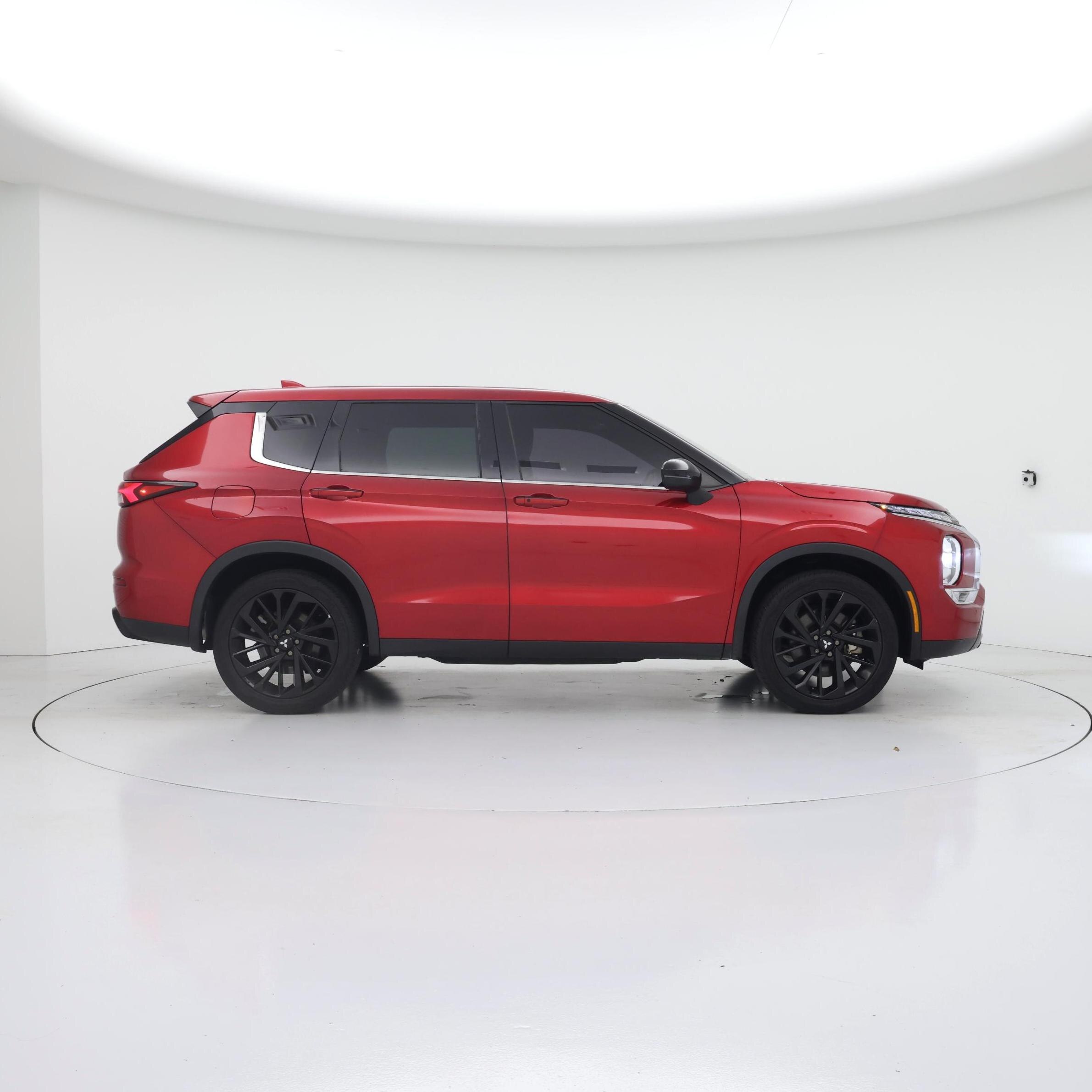 Thumbnail: 2022 Mitsubishi Outlander - 7