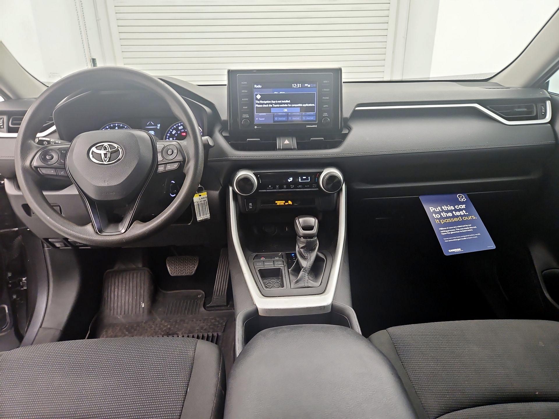 Thumbnail: 2022 Toyota RAV4 - 9