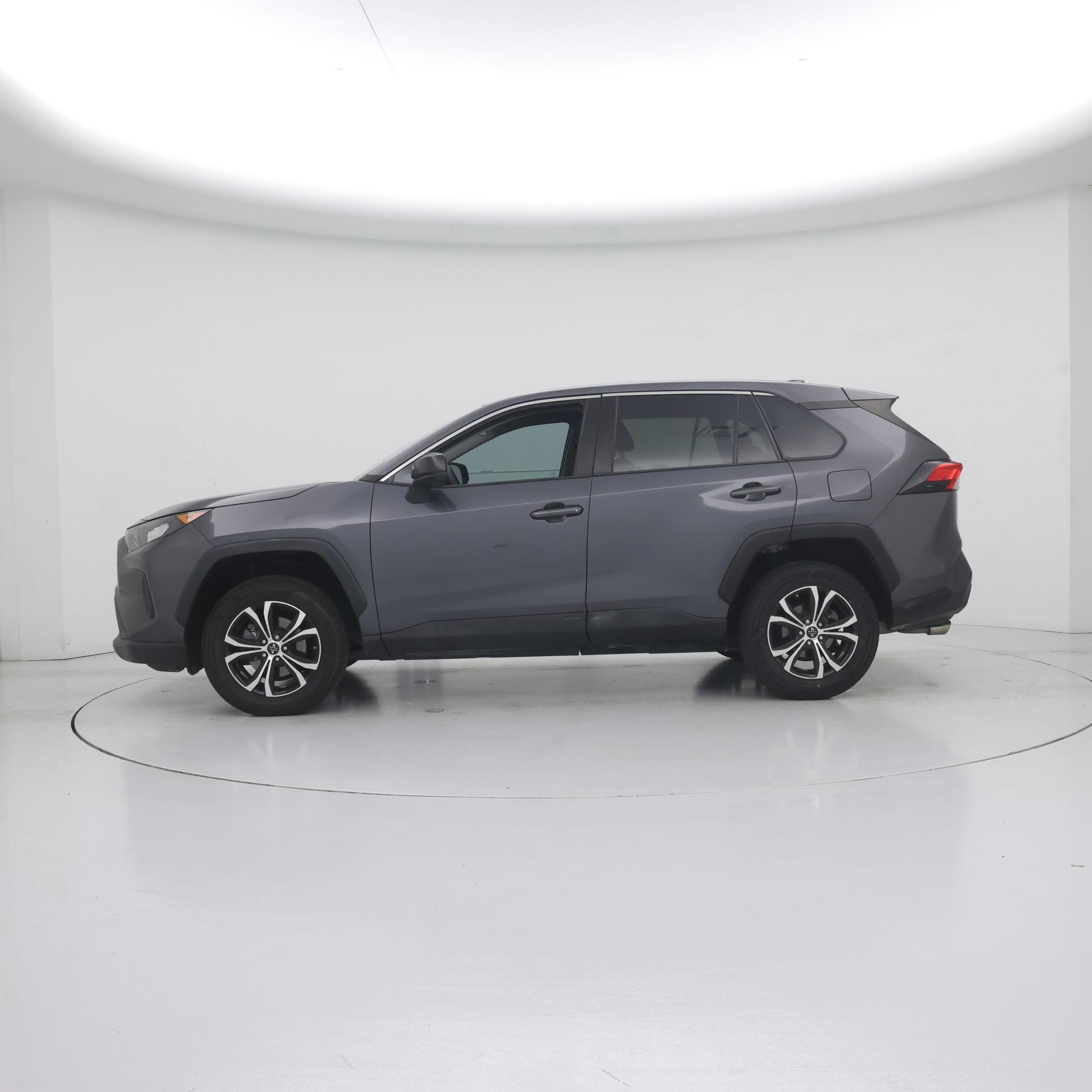 Thumbnail: 2022 Toyota RAV4 - 3