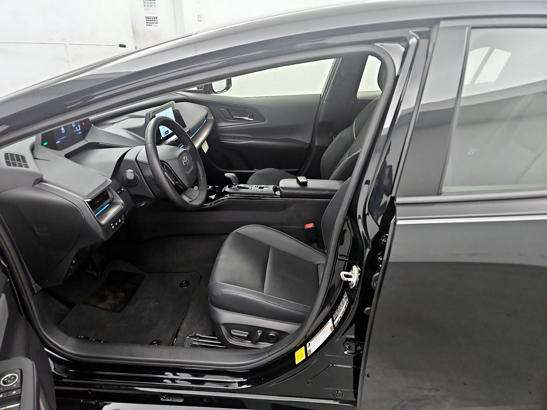 Thumbnail: 2023 Toyota Prius - 11
