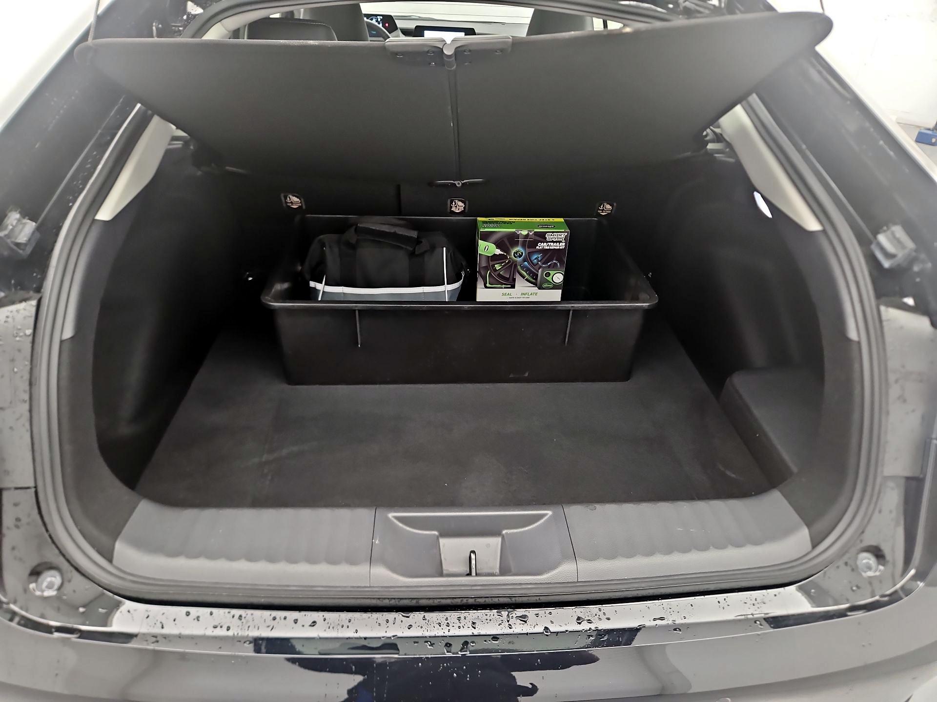 Thumbnail: 2023 Toyota Prius - 18
