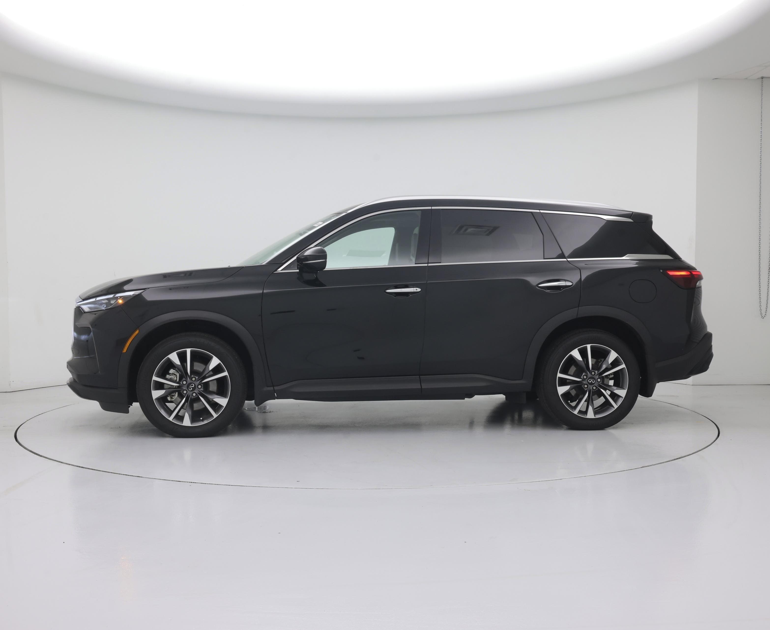 Thumbnail: 2023 INFINITI QX60 - 3