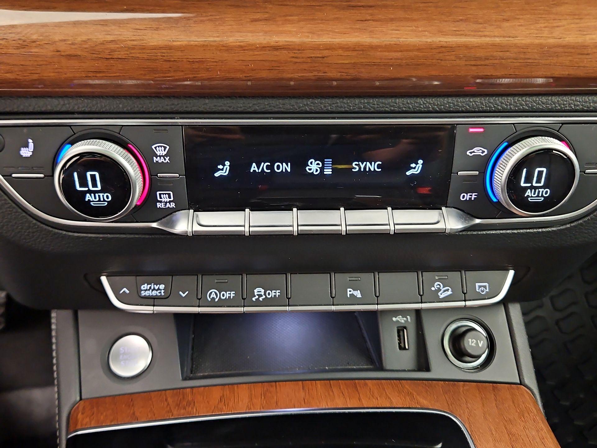 Thumbnail: 2022 Audi Q5 - 17