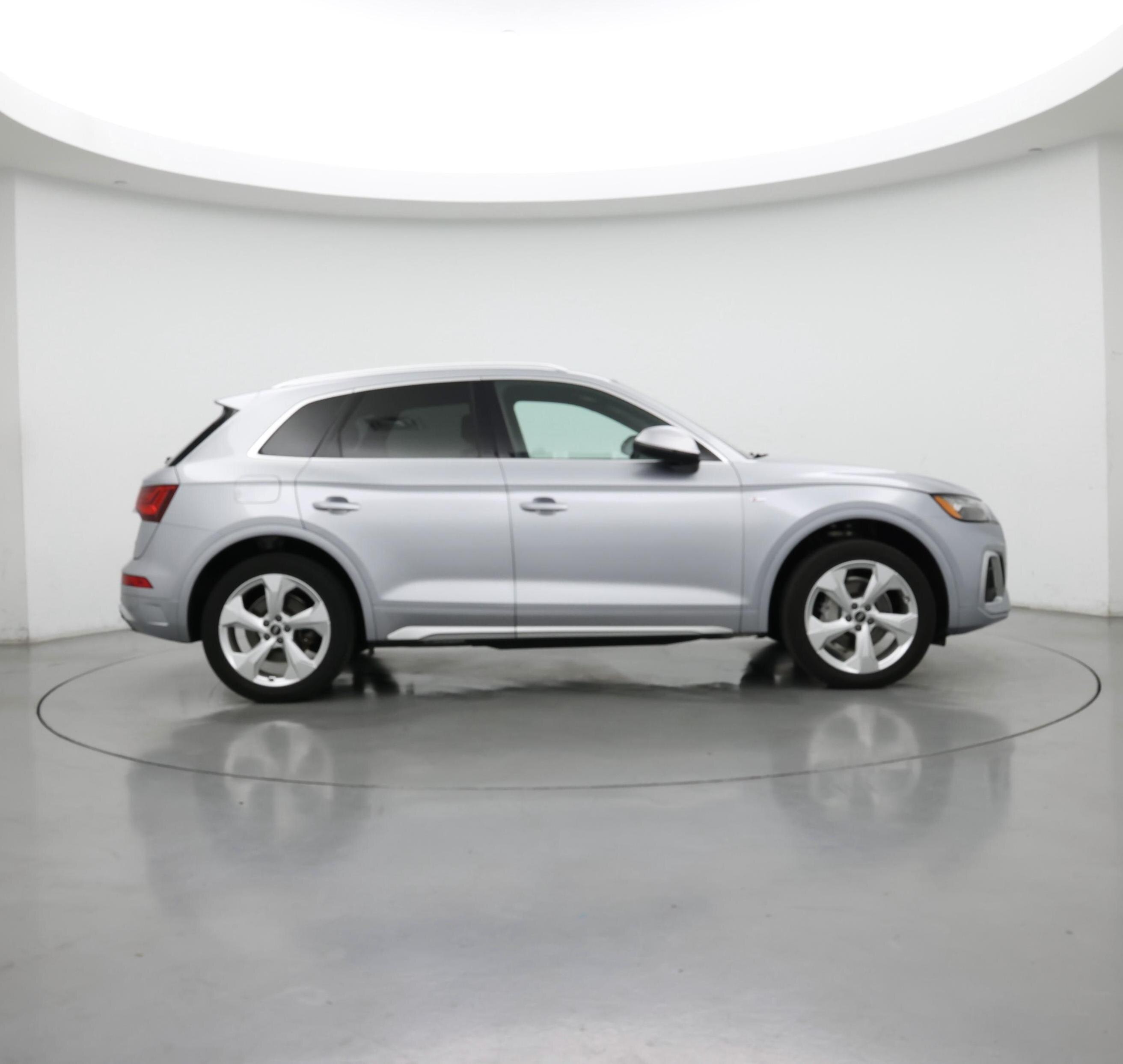 Thumbnail: 2022 Audi Q5 - 7