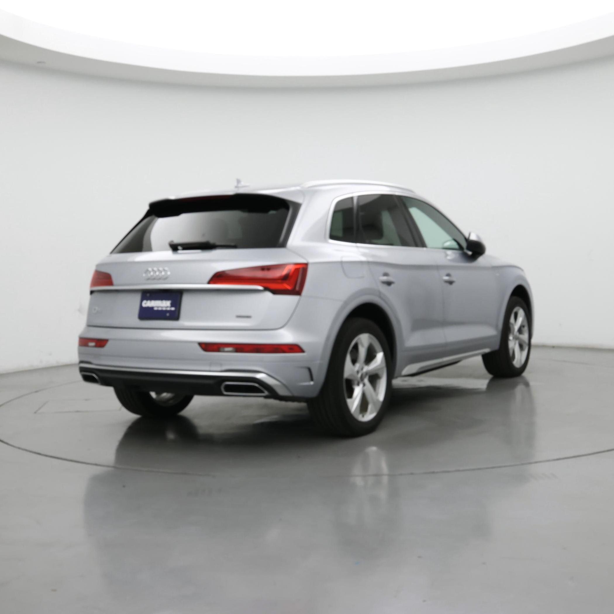 Thumbnail: 2022 Audi Q5 - 8