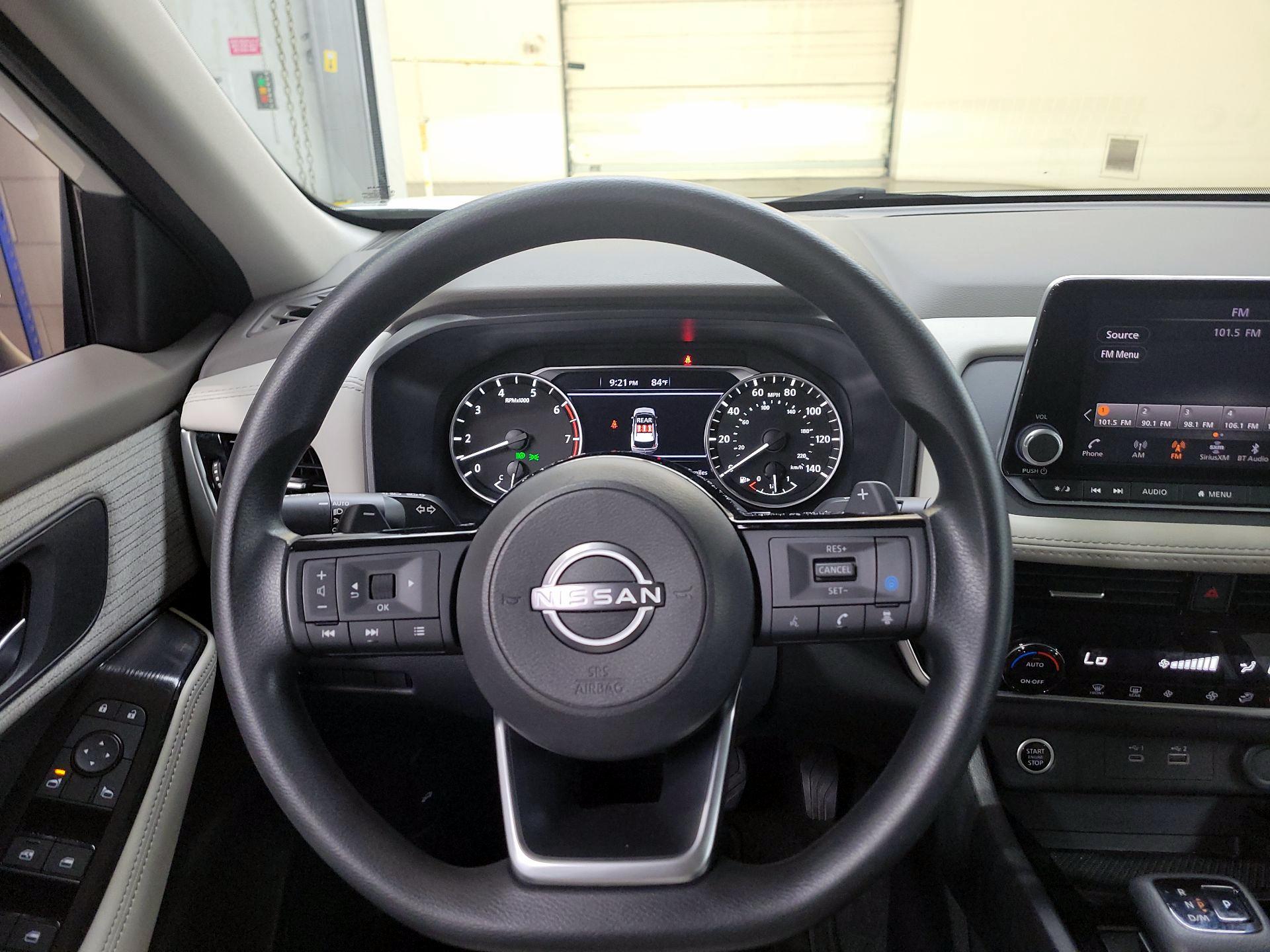 Thumbnail: 2023 Nissan Rogue - 10