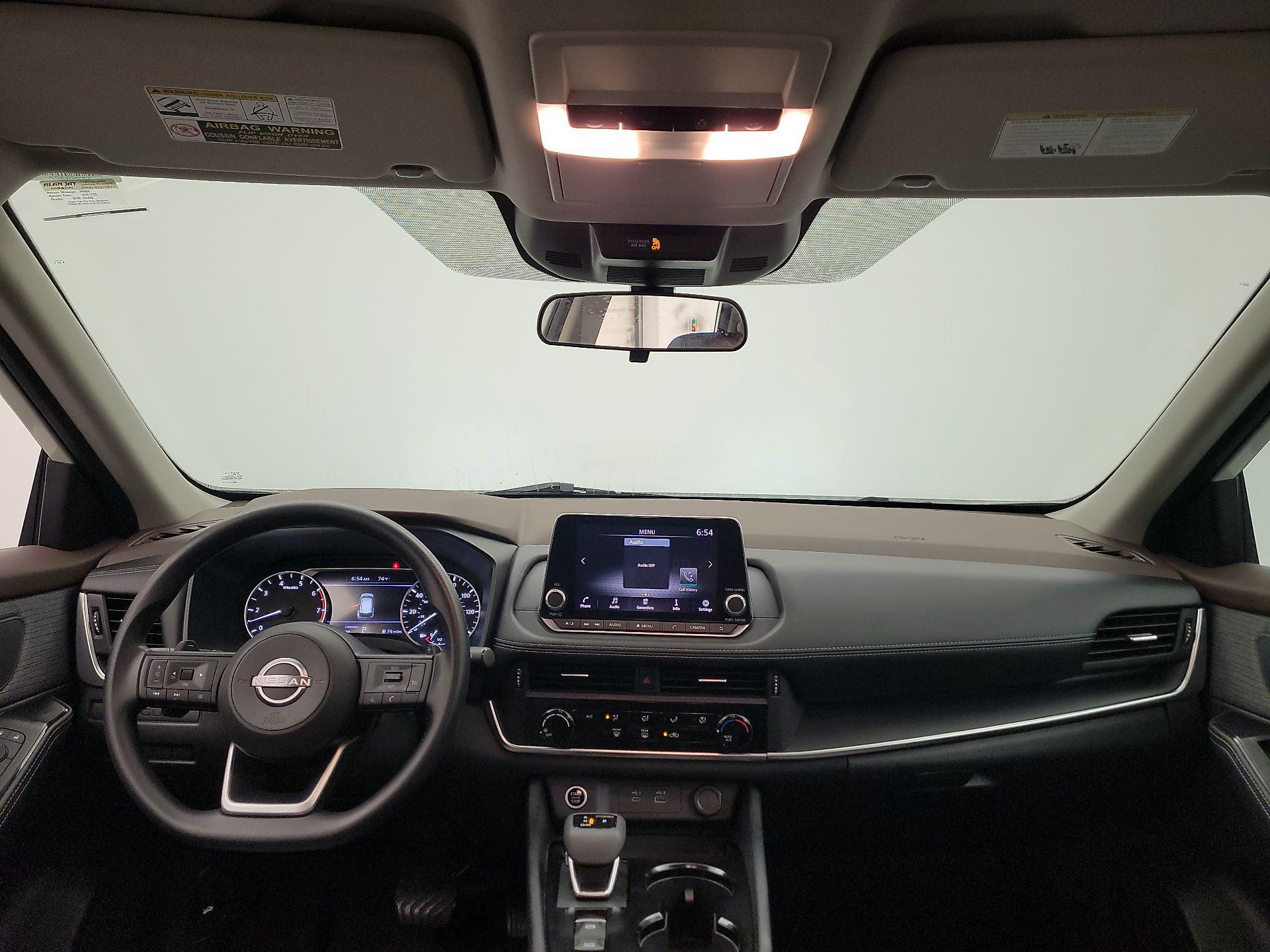 Thumbnail: 2022 Nissan Rogue - 9