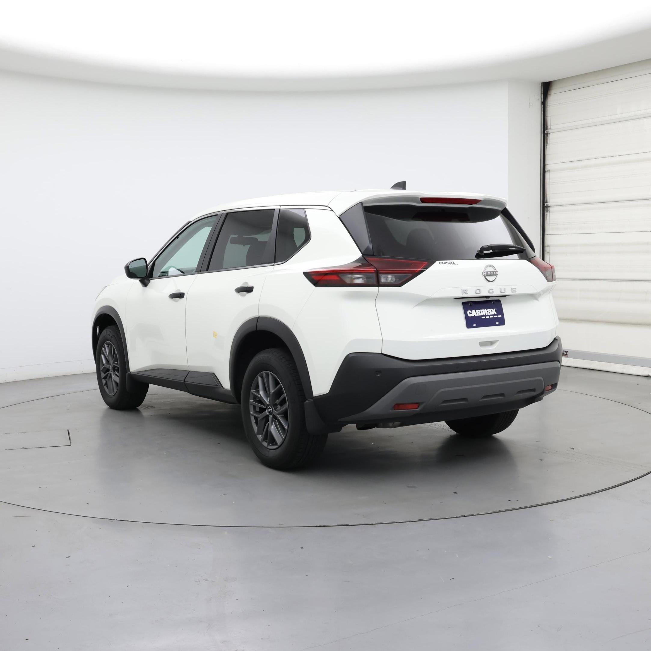 Thumbnail: 2022 Nissan Rogue - 2