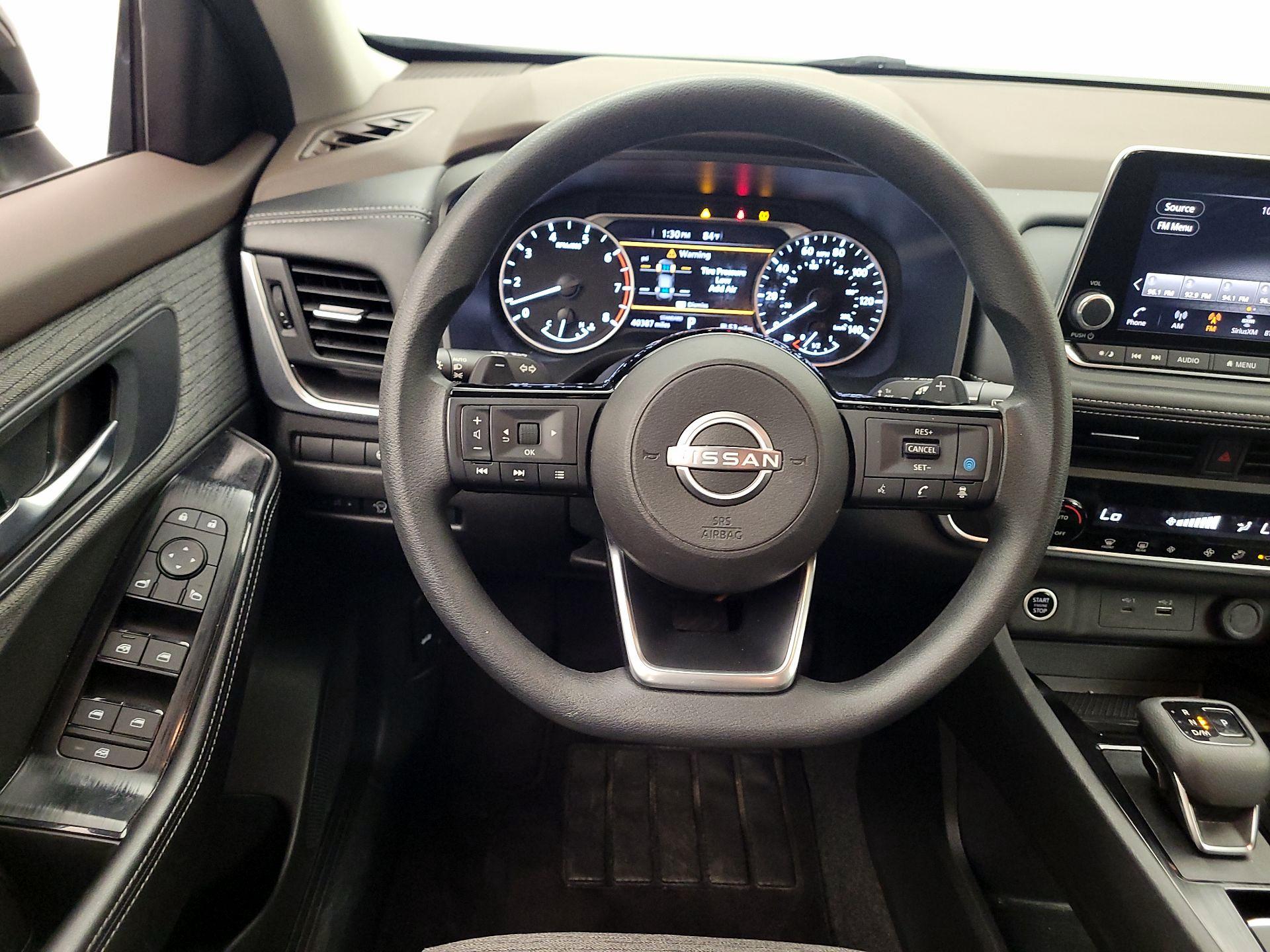 Thumbnail: 2023 Nissan Rogue - 10