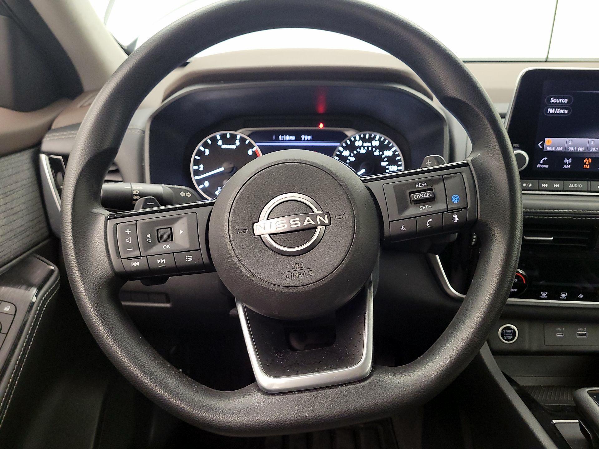 Thumbnail: 2023 Nissan Rogue - 10