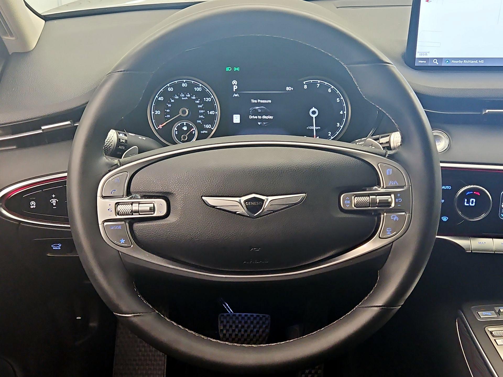 Thumbnail: 2023 Genesis GV70 - 10