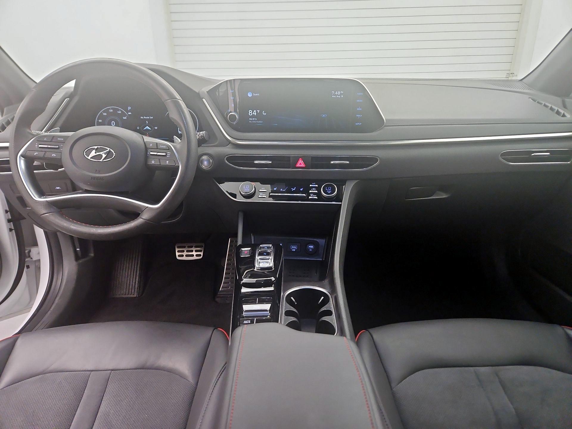 Thumbnail: 2022 Hyundai Sonata - 9