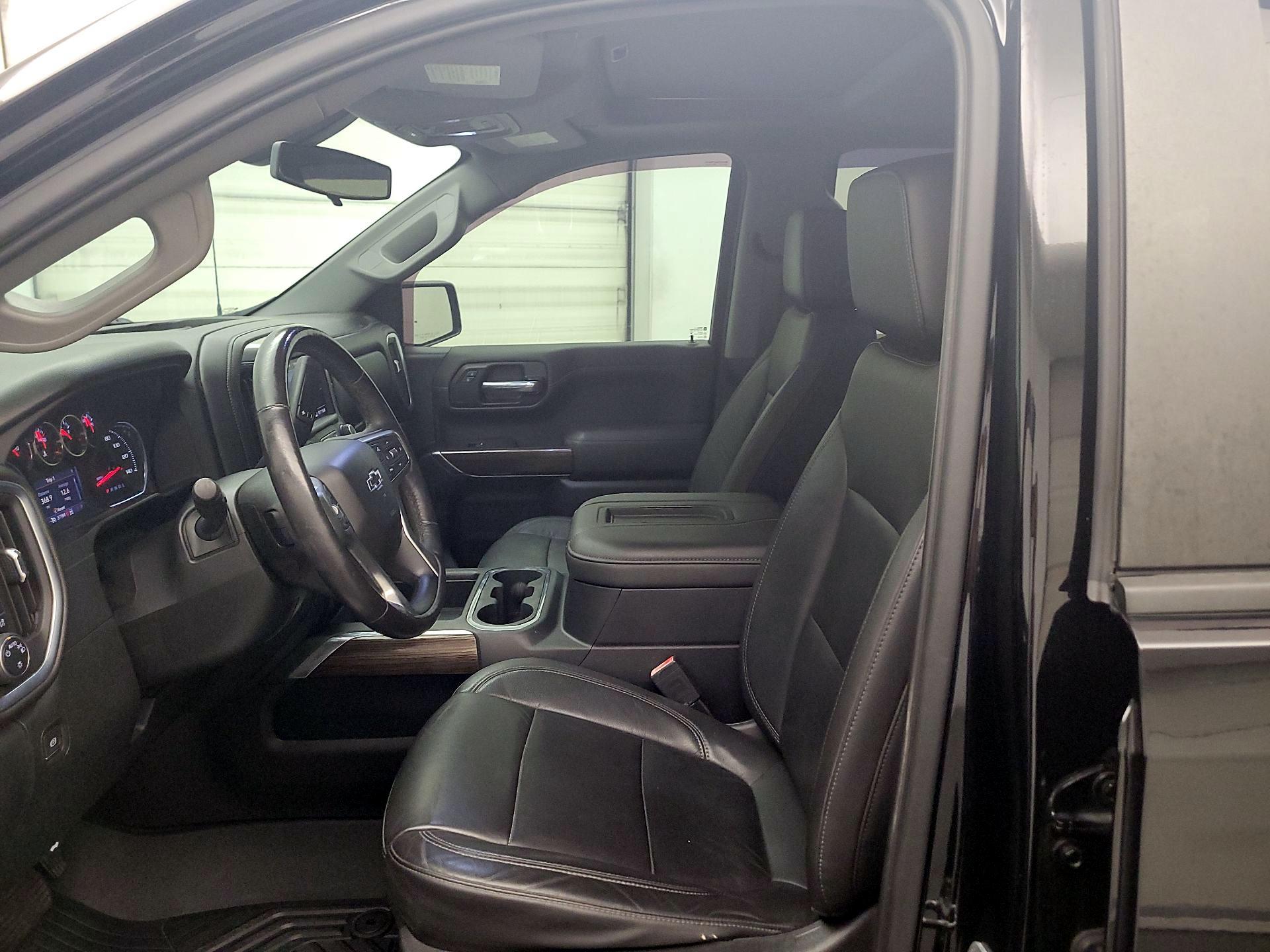 Thumbnail: 2020 Chevrolet Silverado 1500 - 11