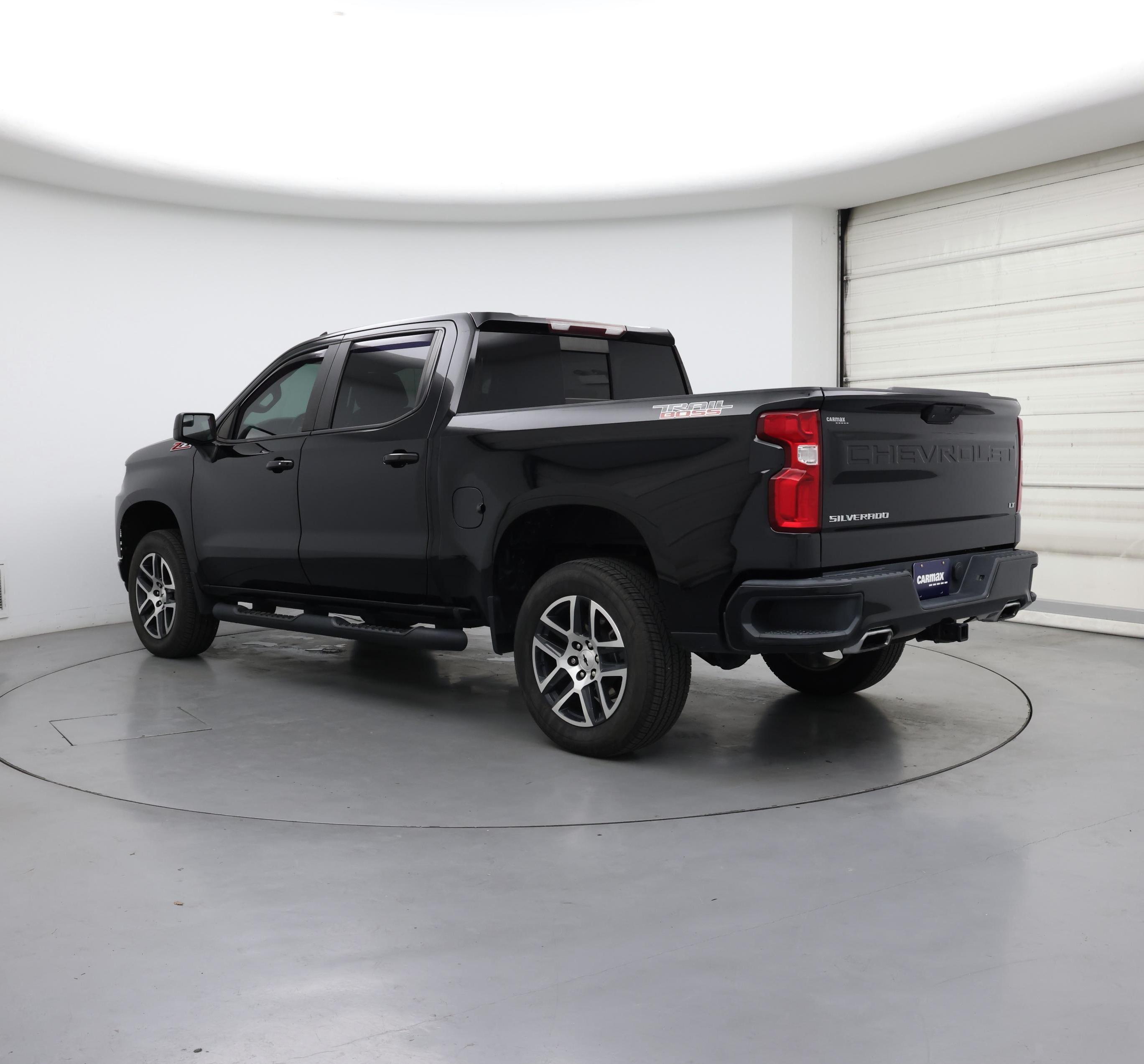 Thumbnail: 2020 Chevrolet Silverado 1500 - 2