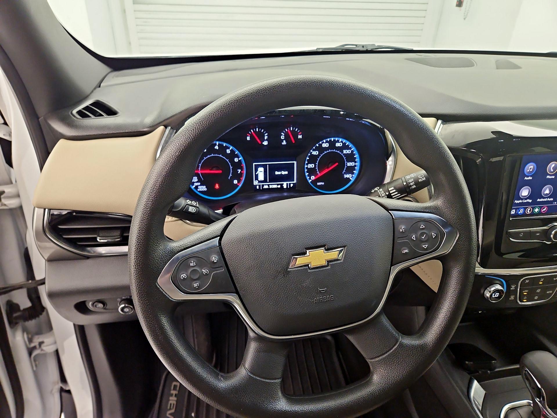 Thumbnail: 2023 Chevrolet Traverse - 10