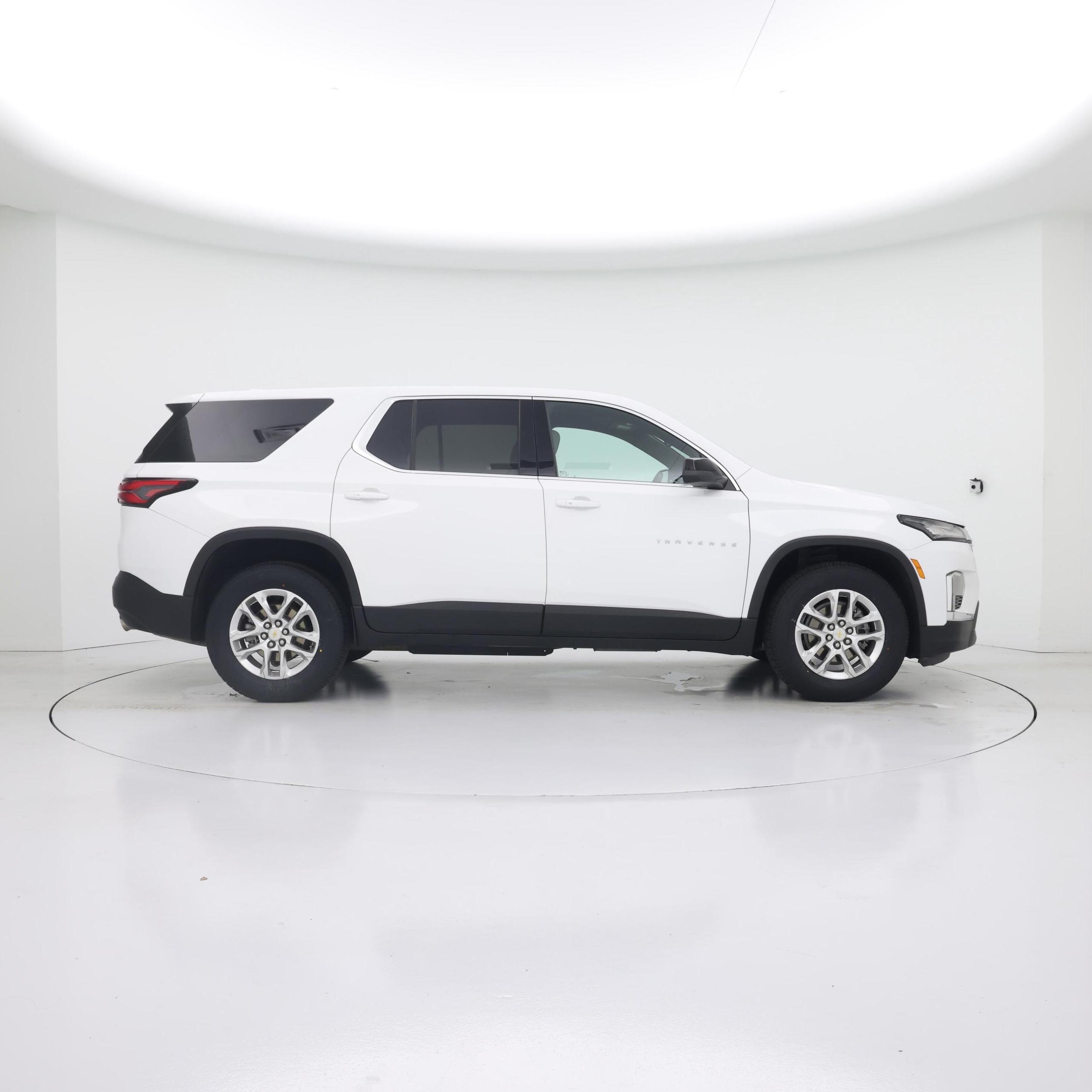 Thumbnail: 2023 Chevrolet Traverse - 7