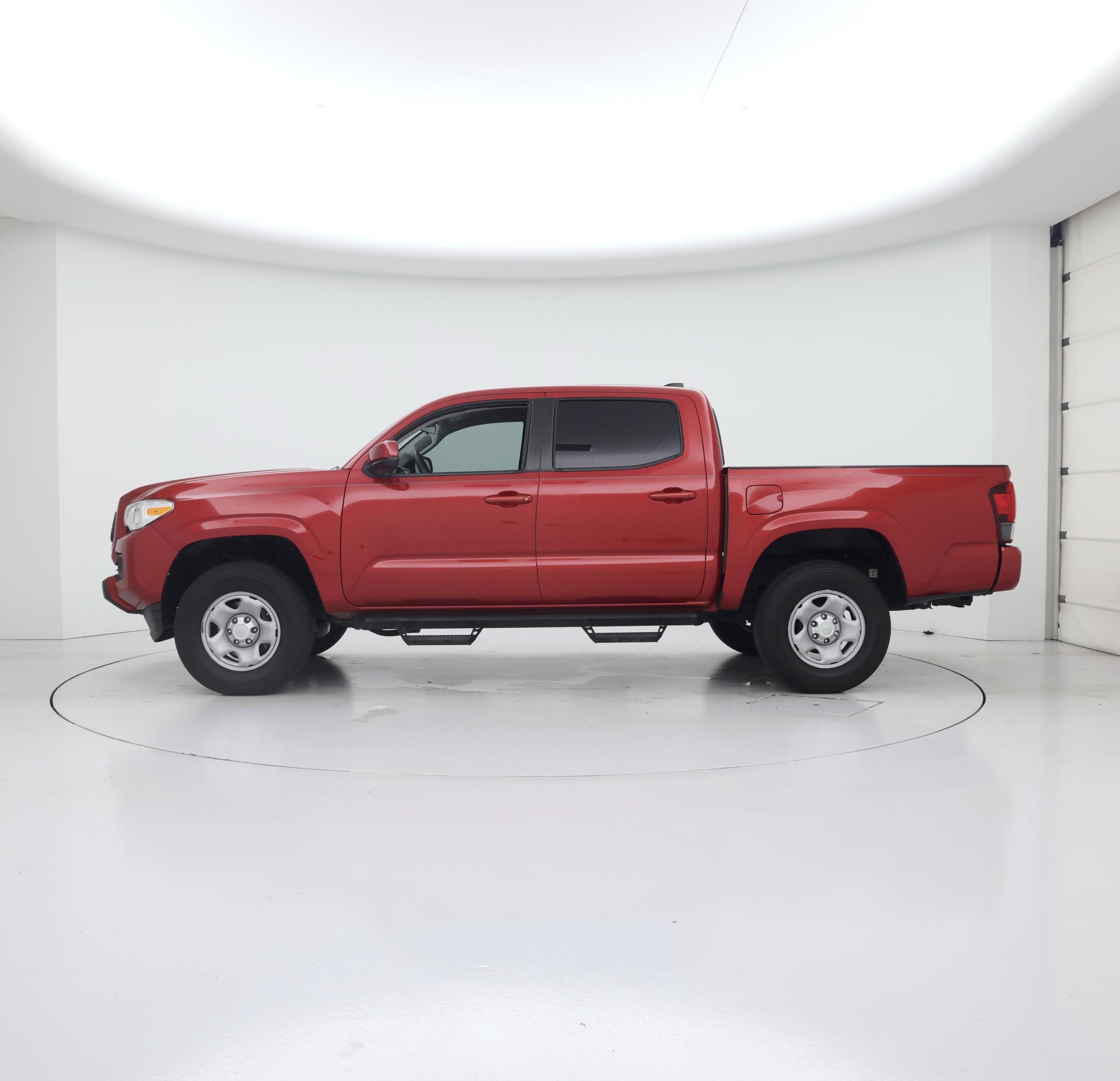 Thumbnail: 2021 Toyota Tacoma - 3