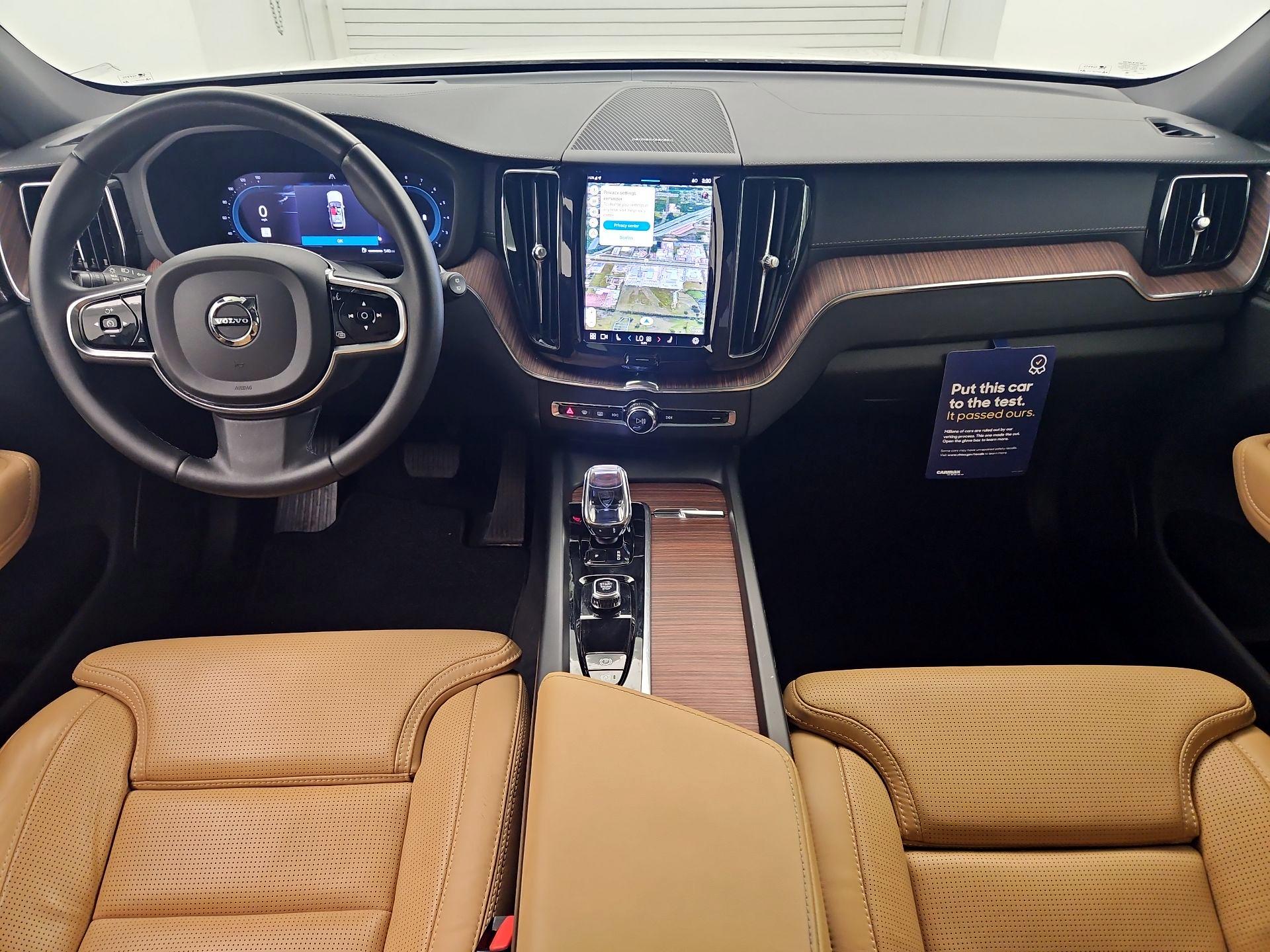 Thumbnail: 2023 Volvo XC60 - 9