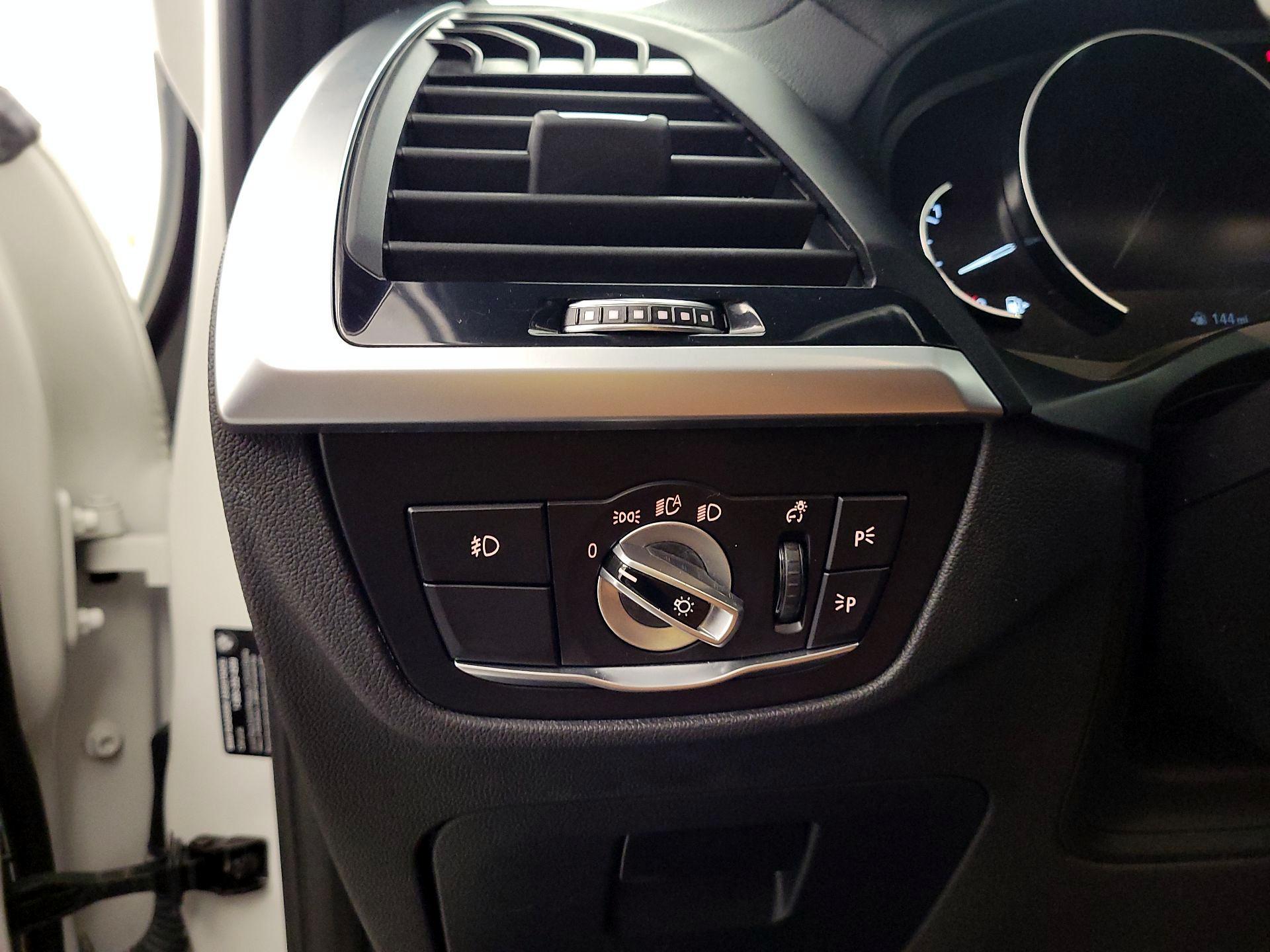 Thumbnail: 2021 BMW X3 - 13
