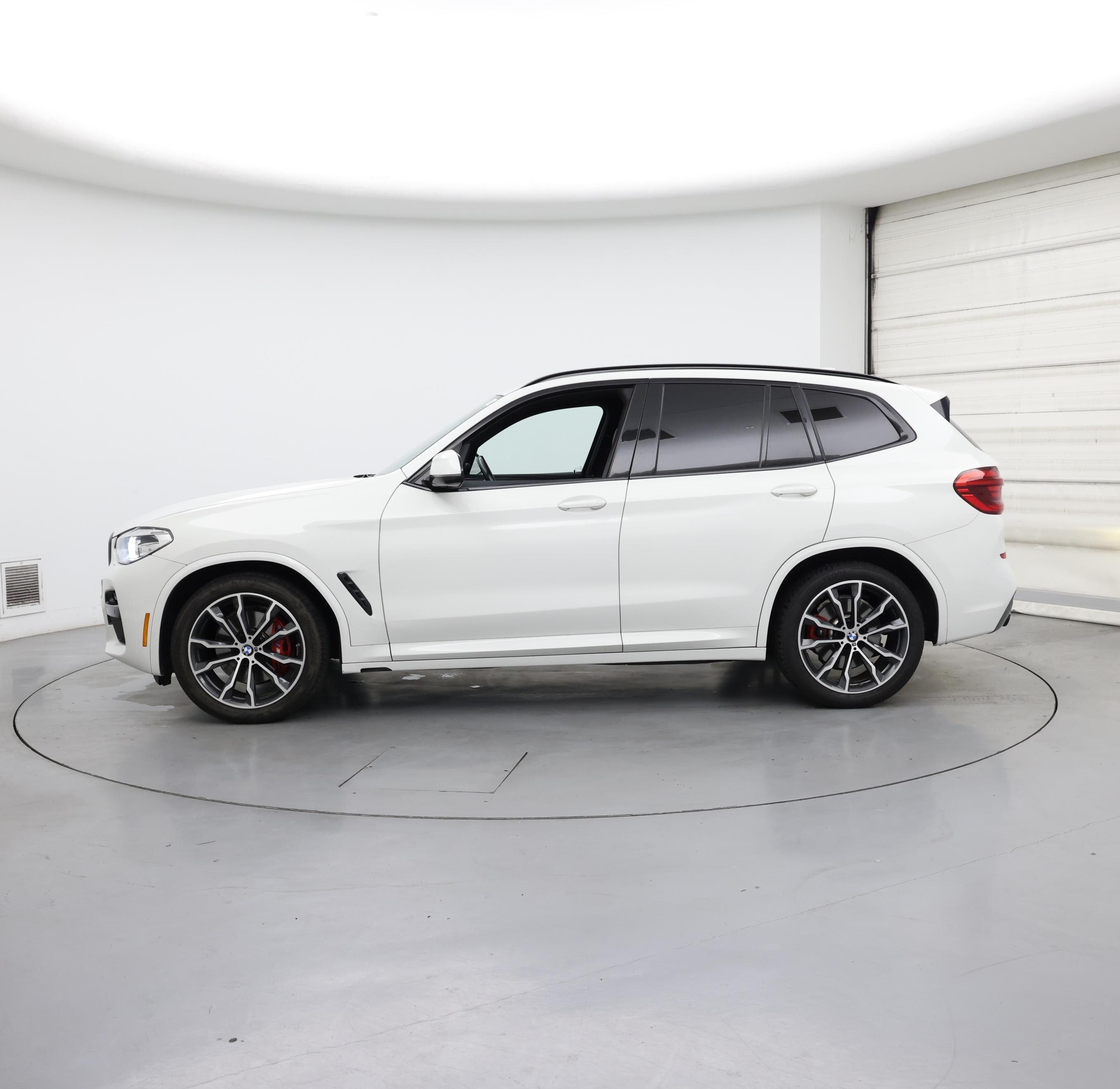 Thumbnail: 2021 BMW X3 - 3