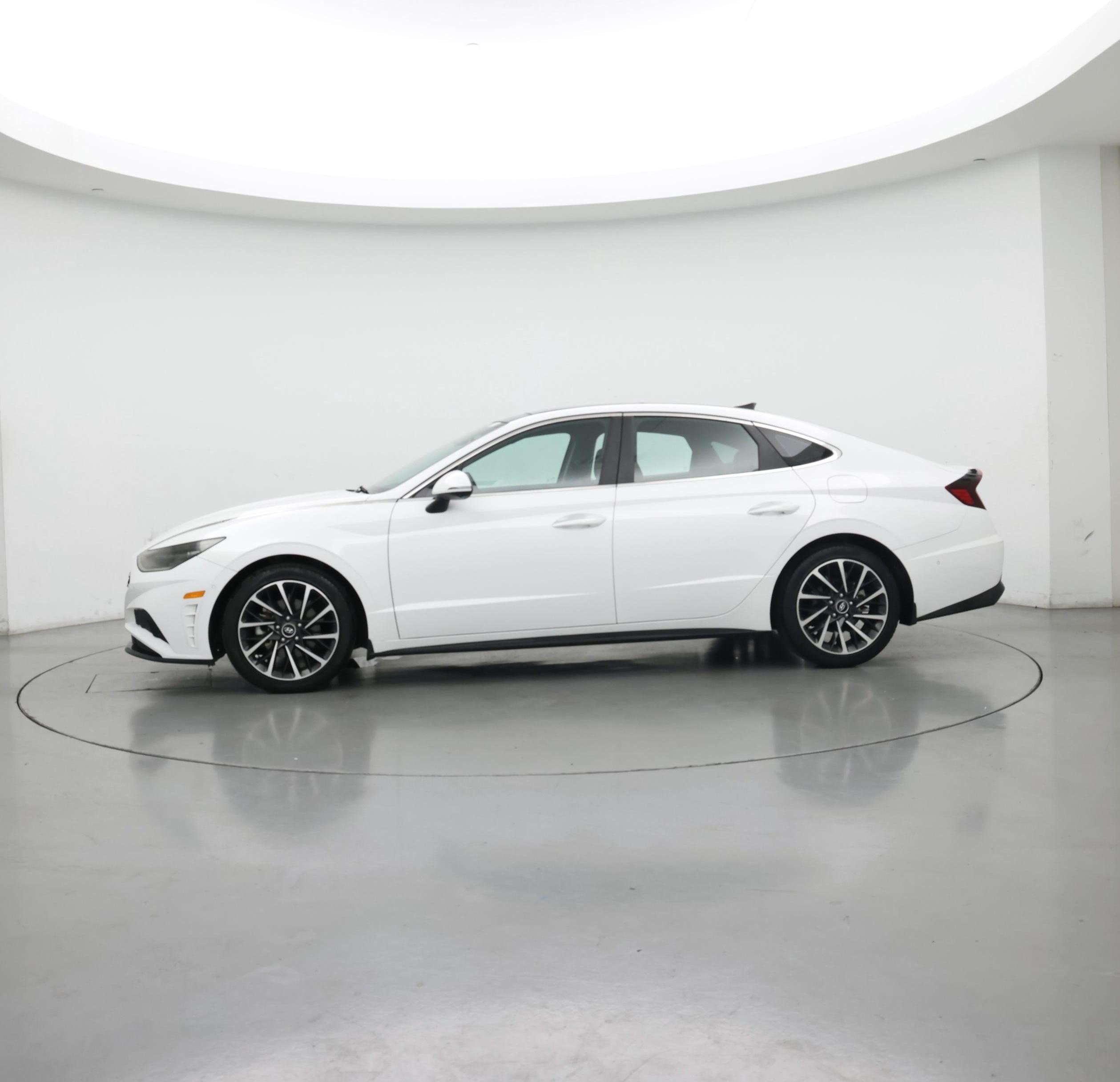 Thumbnail: 2023 Hyundai Sonata - 3