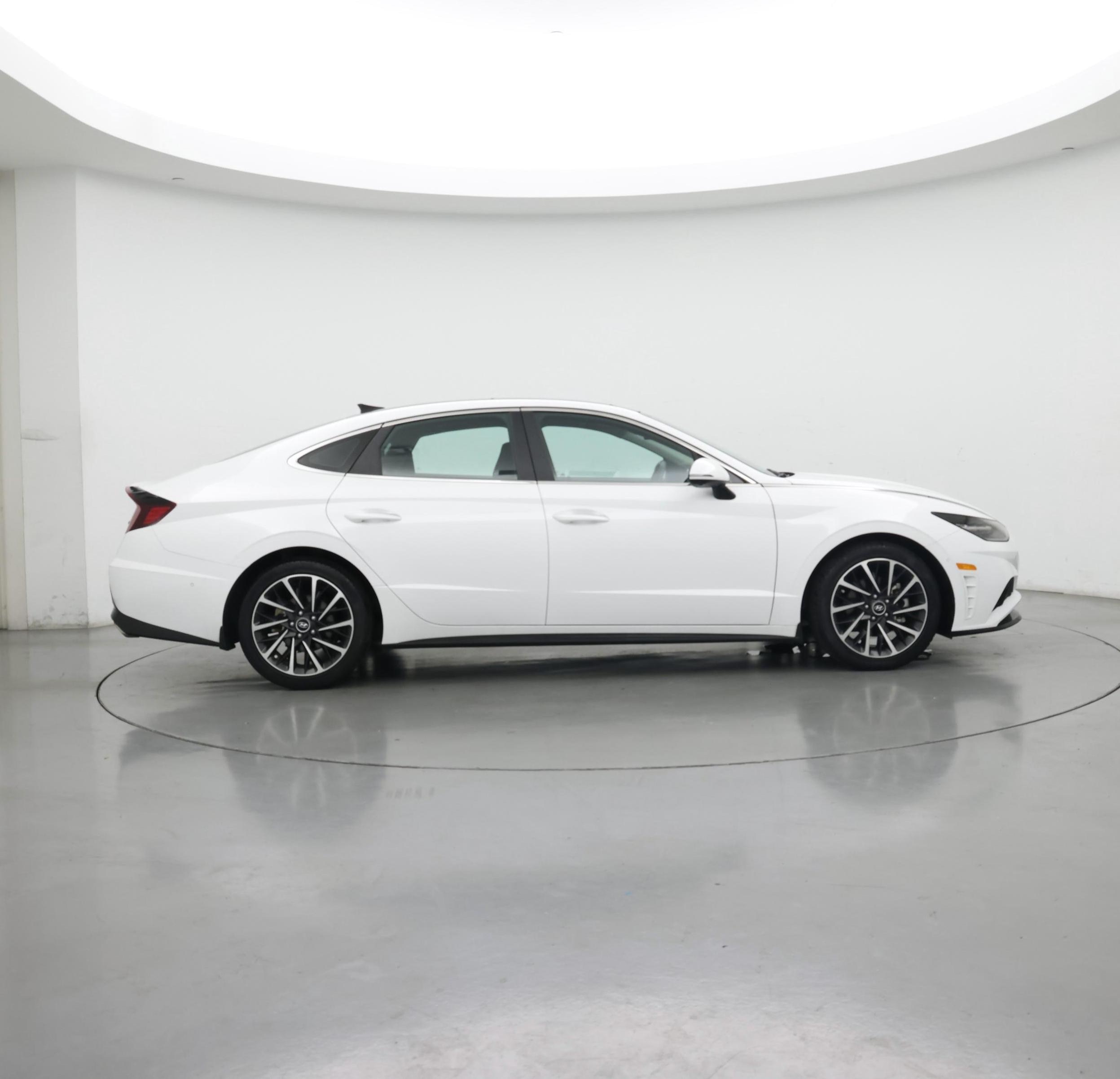 Thumbnail: 2023 Hyundai Sonata - 7
