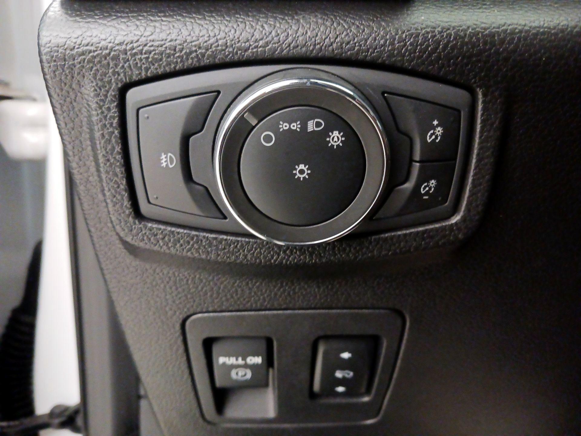 Thumbnail: 2021 Ford Expedition - 13