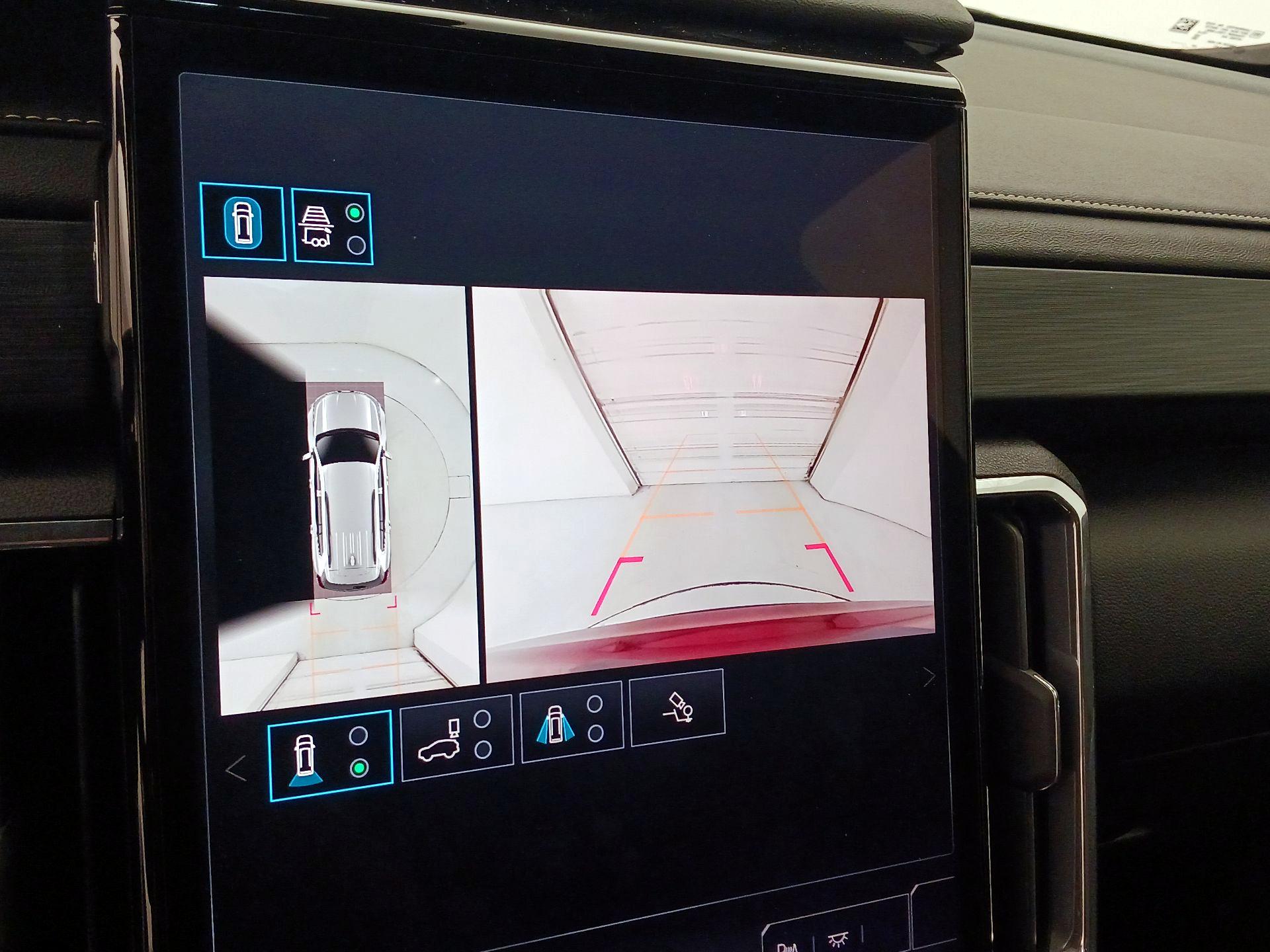 Thumbnail: 2024 GMC Acadia - 14