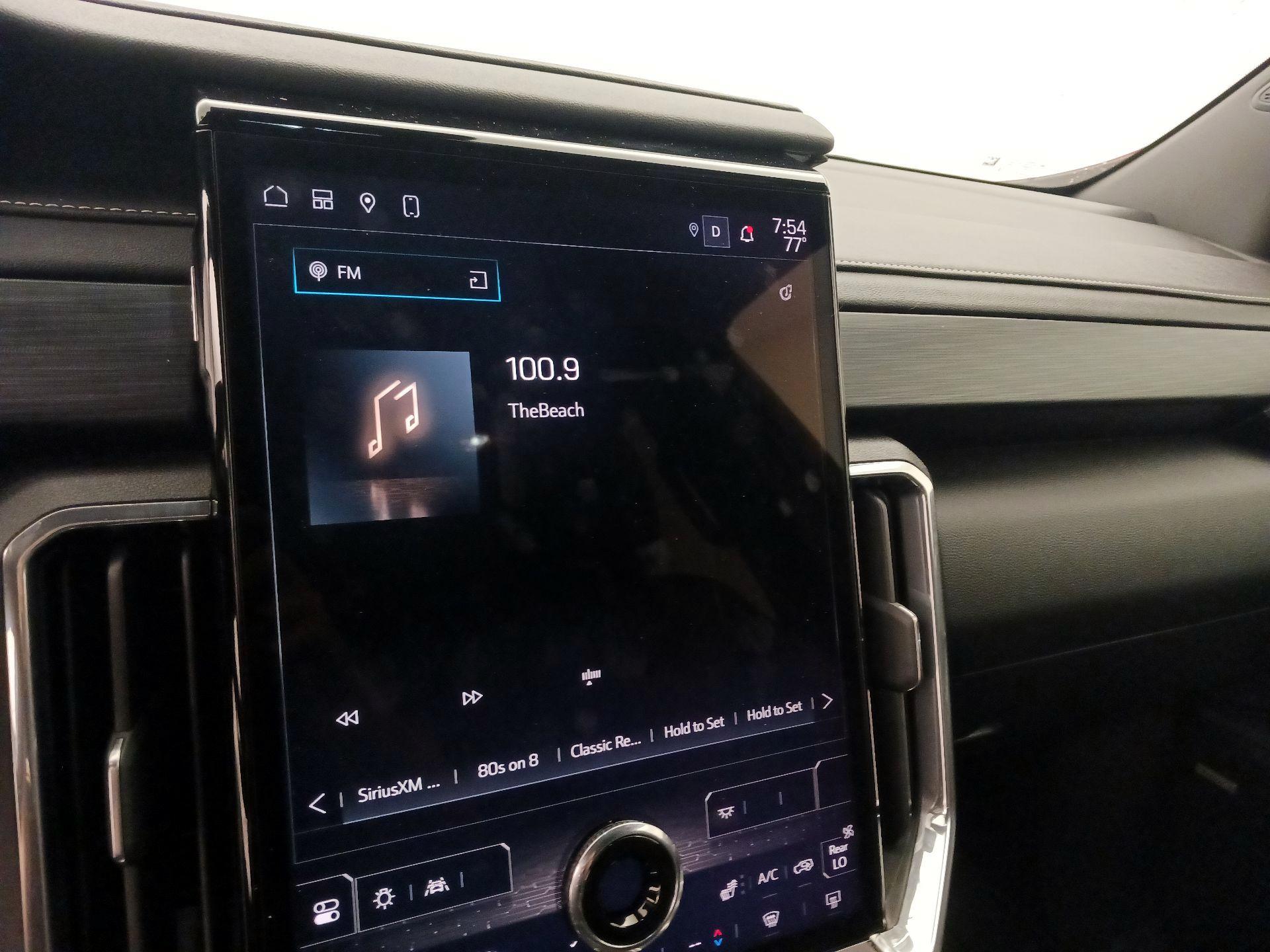 Thumbnail: 2024 GMC Acadia - 15