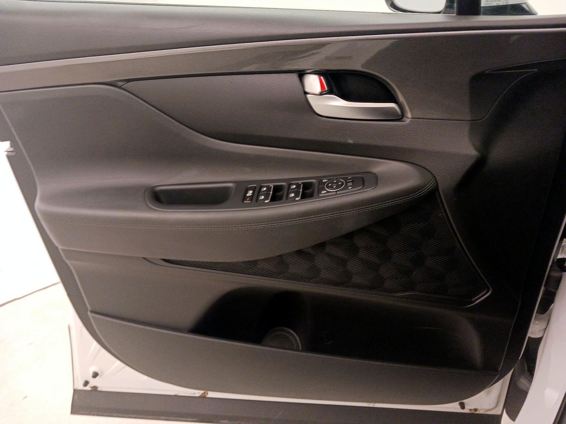 Thumbnail: 2023 Hyundai Santa Fe - 12