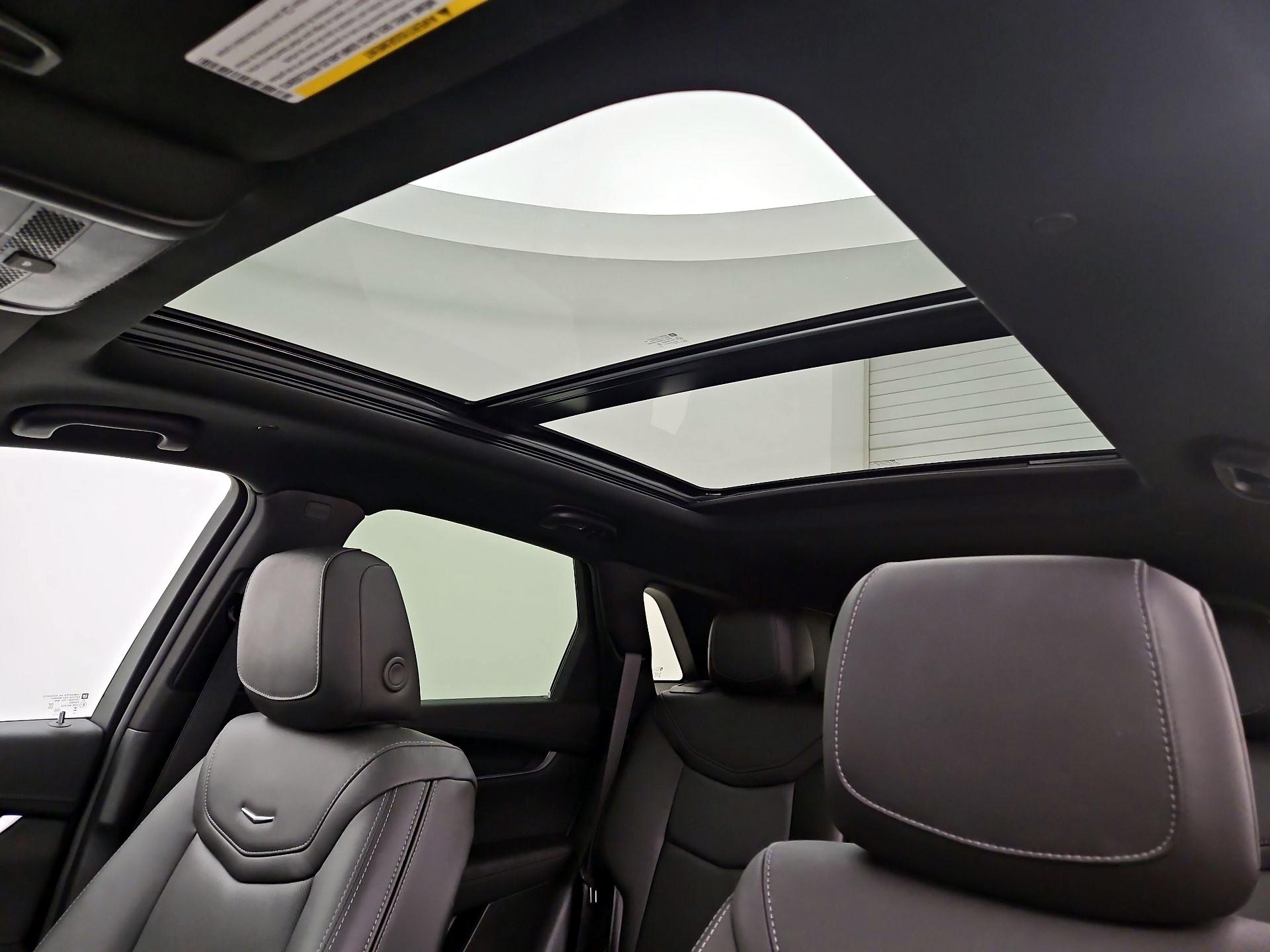 Thumbnail: 2025 Cadillac XT5 - 20