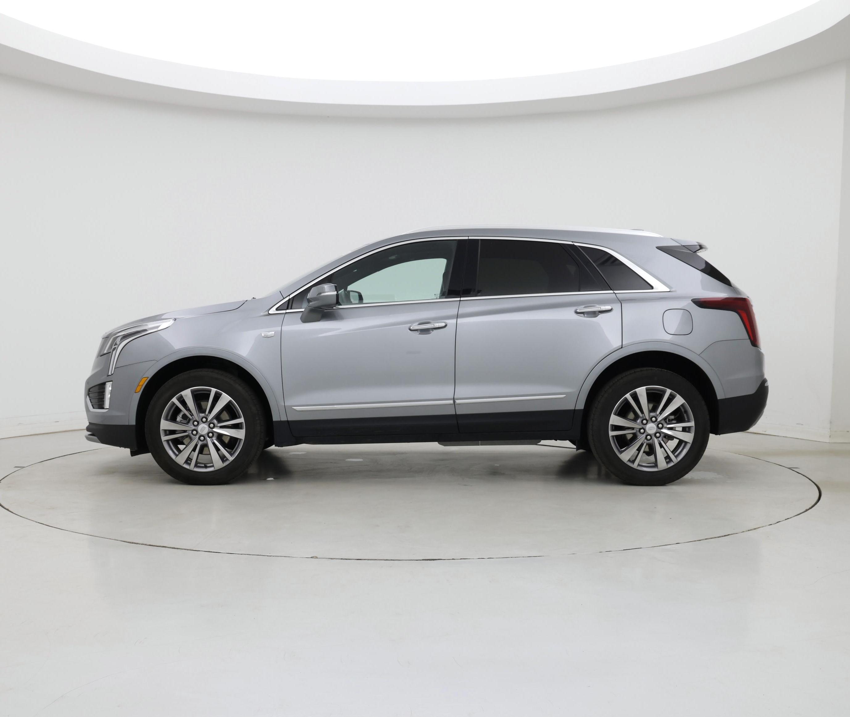 Thumbnail: 2025 Cadillac XT5 - 3