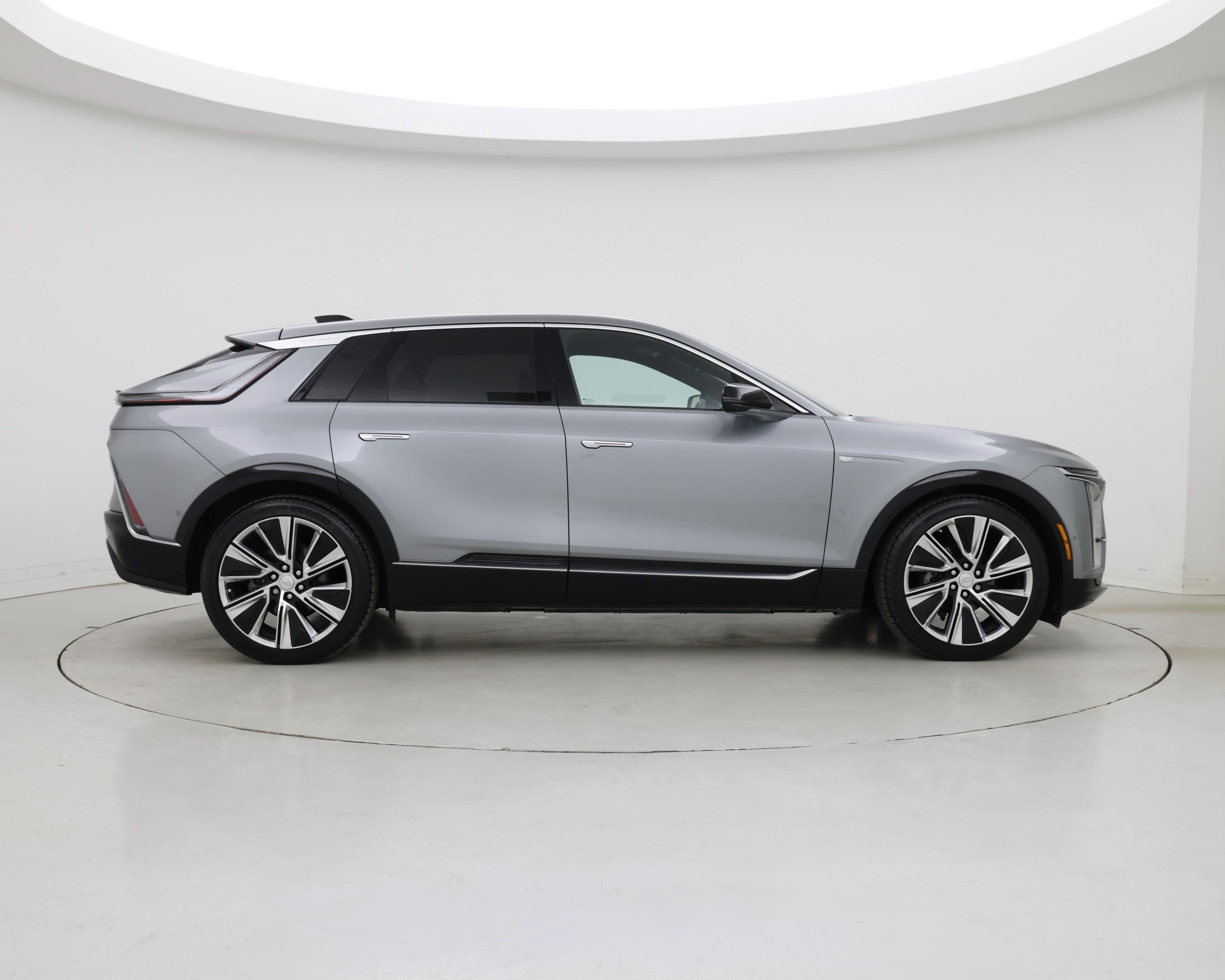 Thumbnail: 2024 Cadillac Lyriq - 7