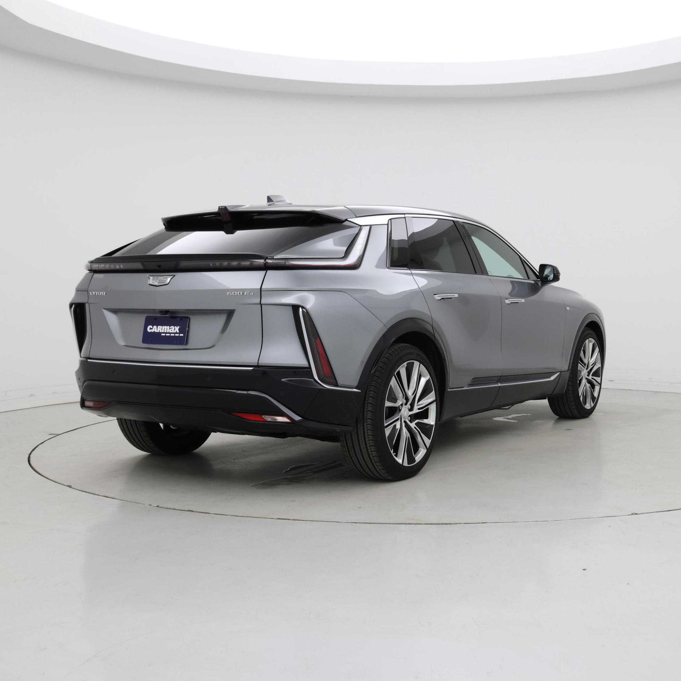 Thumbnail: 2024 Cadillac Lyriq - 8