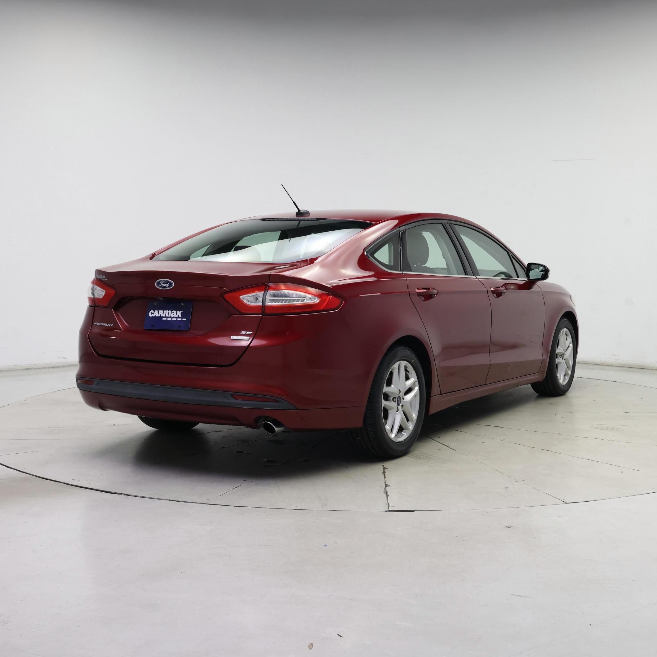 Thumbnail: 2016 Ford Fusion - 8