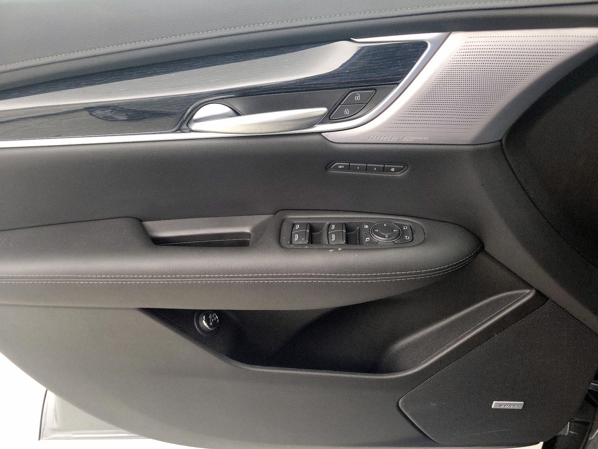 Thumbnail: 2025 Cadillac XT5 - 12