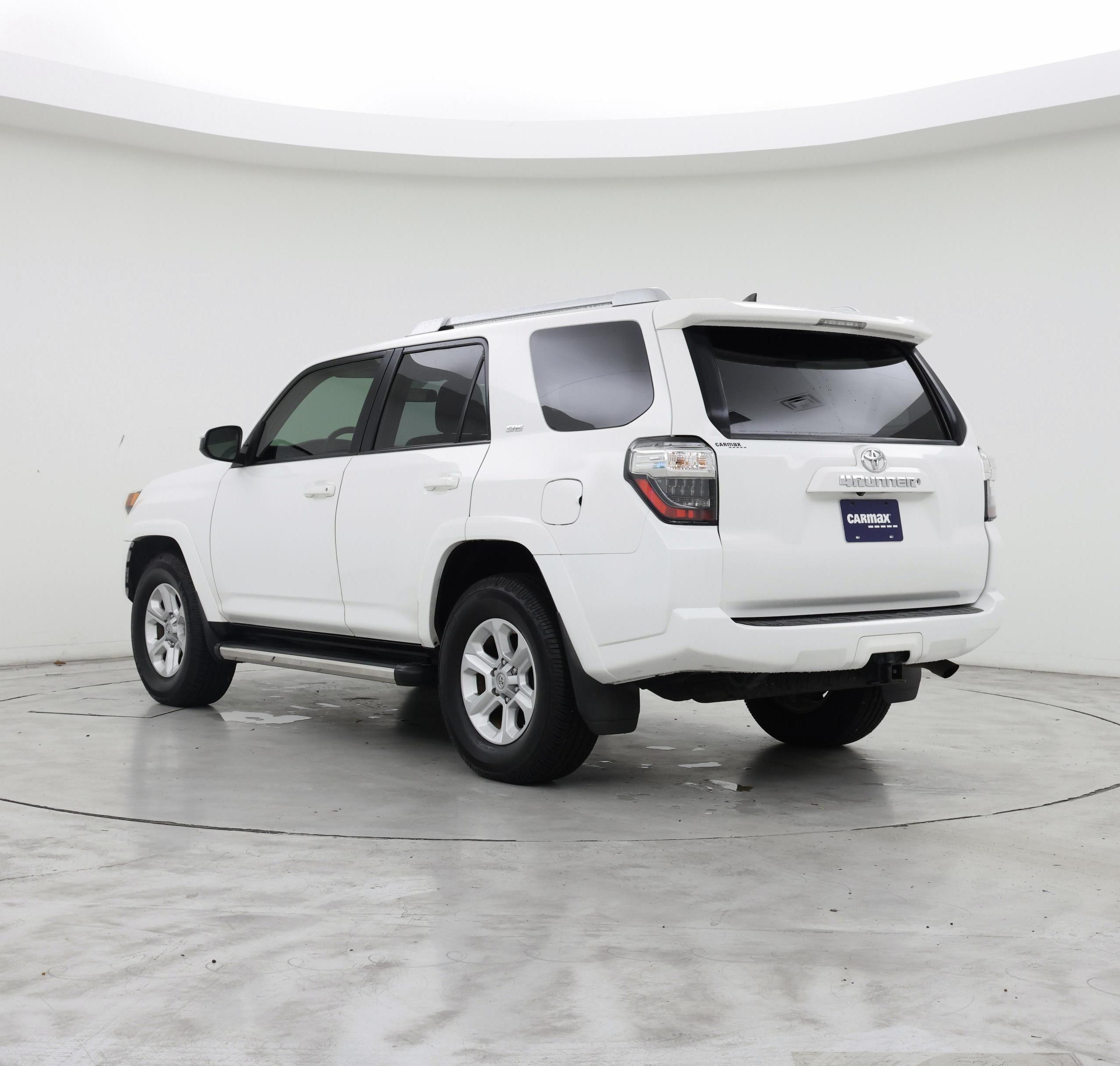Thumbnail: 2015 Toyota 4Runner - 2
