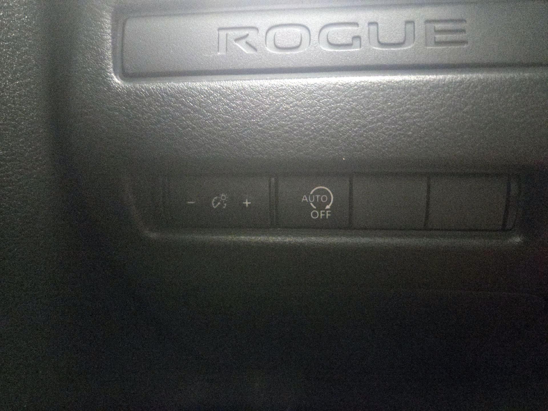 Thumbnail: 2023 Nissan Rogue - 13