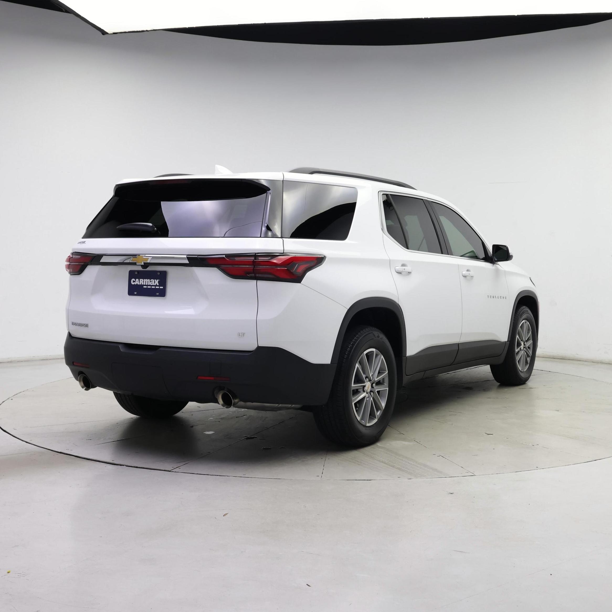 Thumbnail: 2023 Chevrolet Traverse - 8
