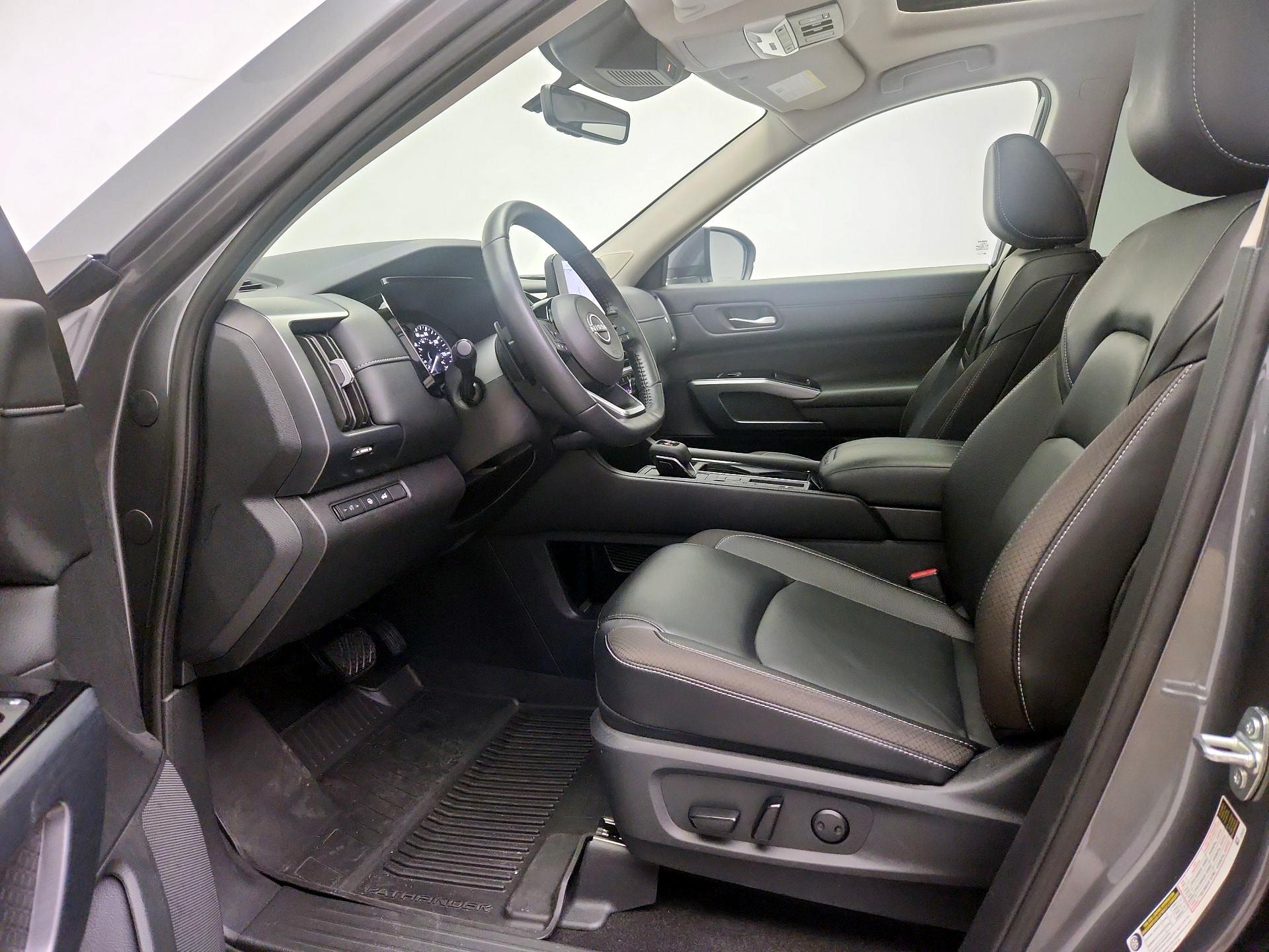 Thumbnail: 2024 Nissan Pathfinder - 11