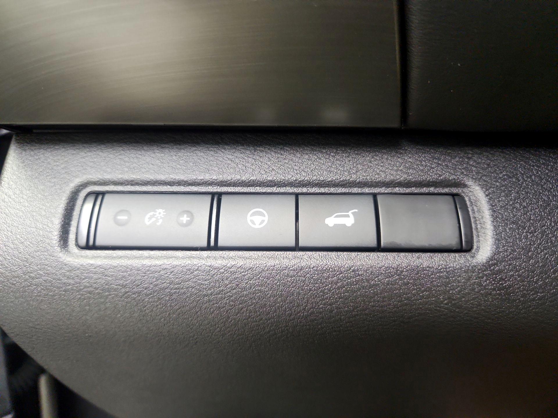 Thumbnail: 2024 Nissan Pathfinder - 13