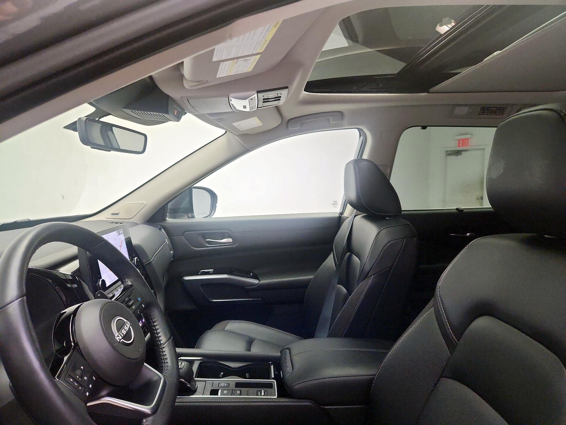 Thumbnail: 2024 Nissan Pathfinder - 20